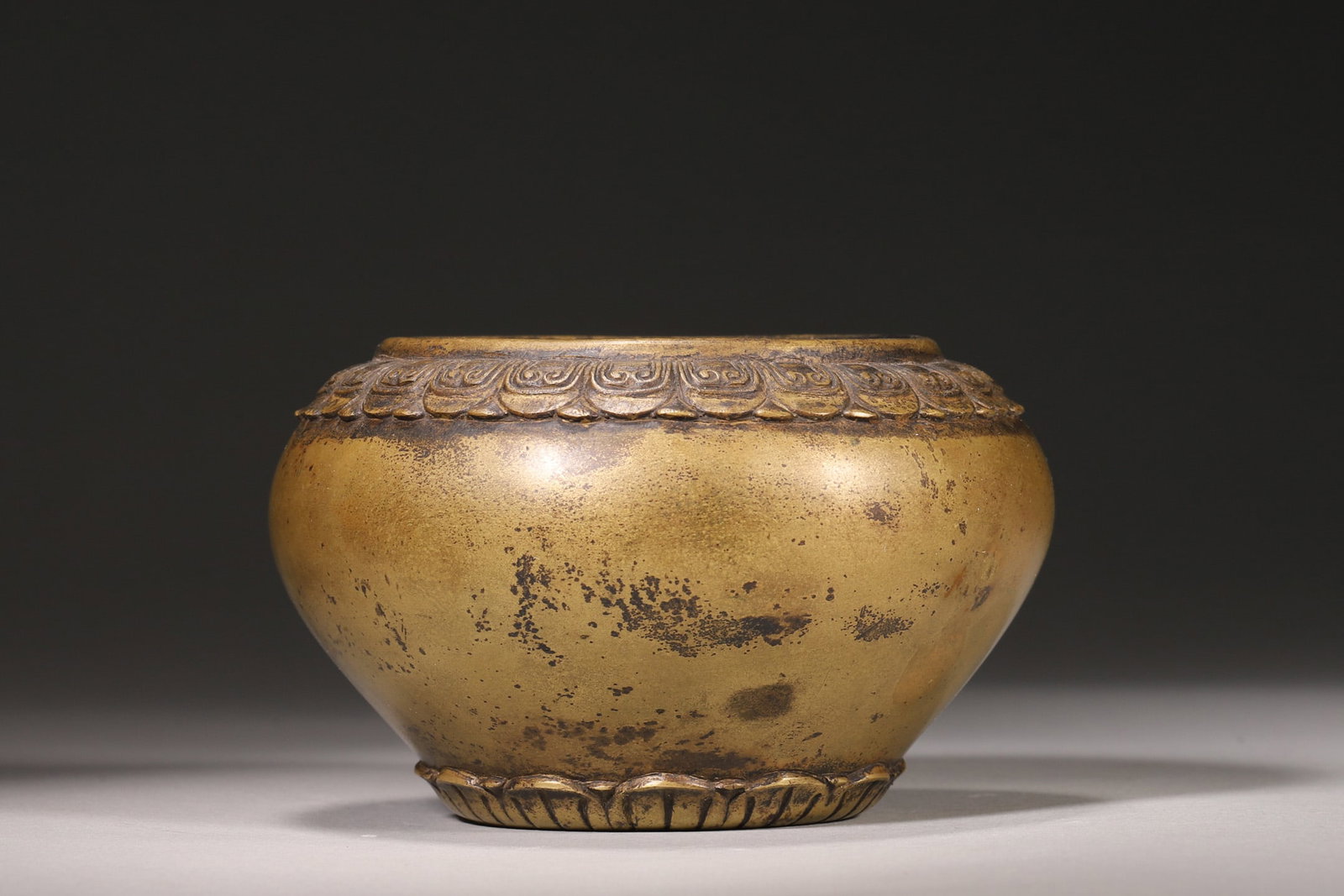 A Bronze Incense Burner with Lotus Petal Pattern, Ming Dynasty (1 of 7)