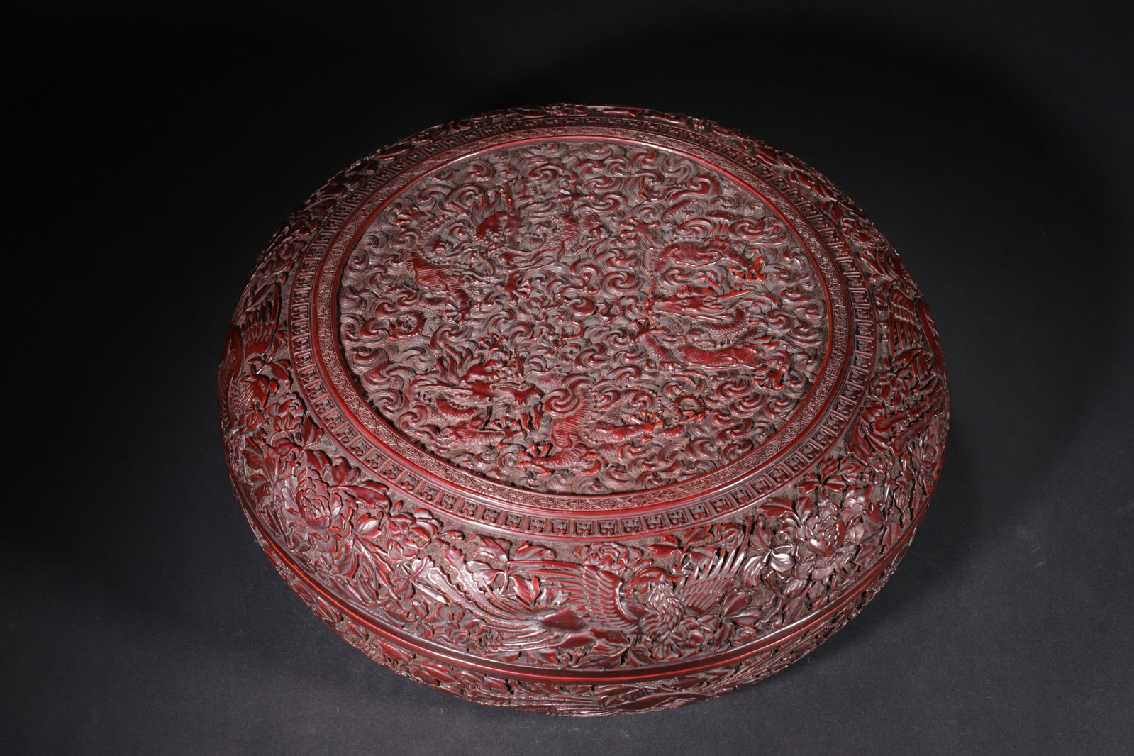 A Cinnabar Lacquer Dragon and Phoenix Box (Qing Dynasty) (1 of 9)