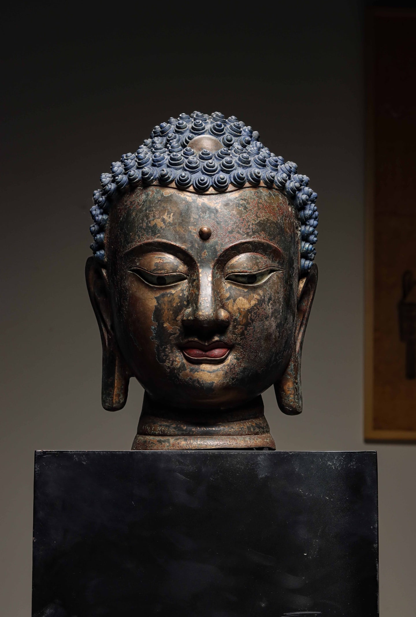 A Gilt Bronze Head Statue of Sakyamuni Buddha, Qing Dynasty (1 of 10)