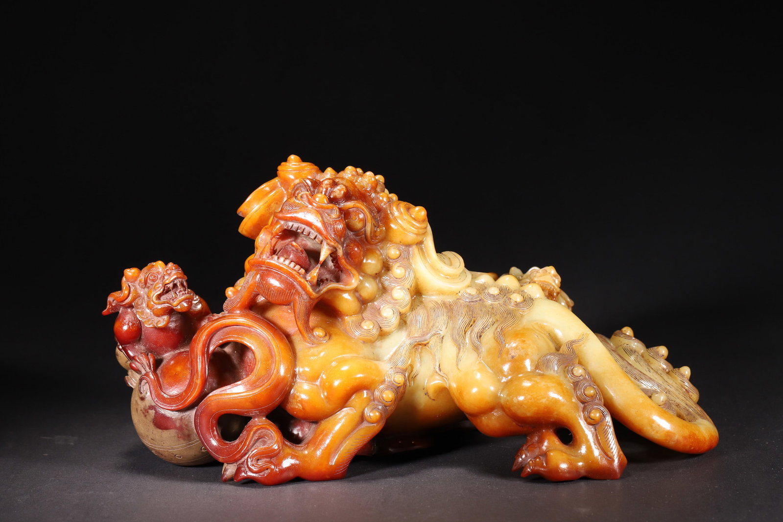A Hetian Jade "Lion with Cubs?? Ornament - Qing Dynasty (1 of 9)