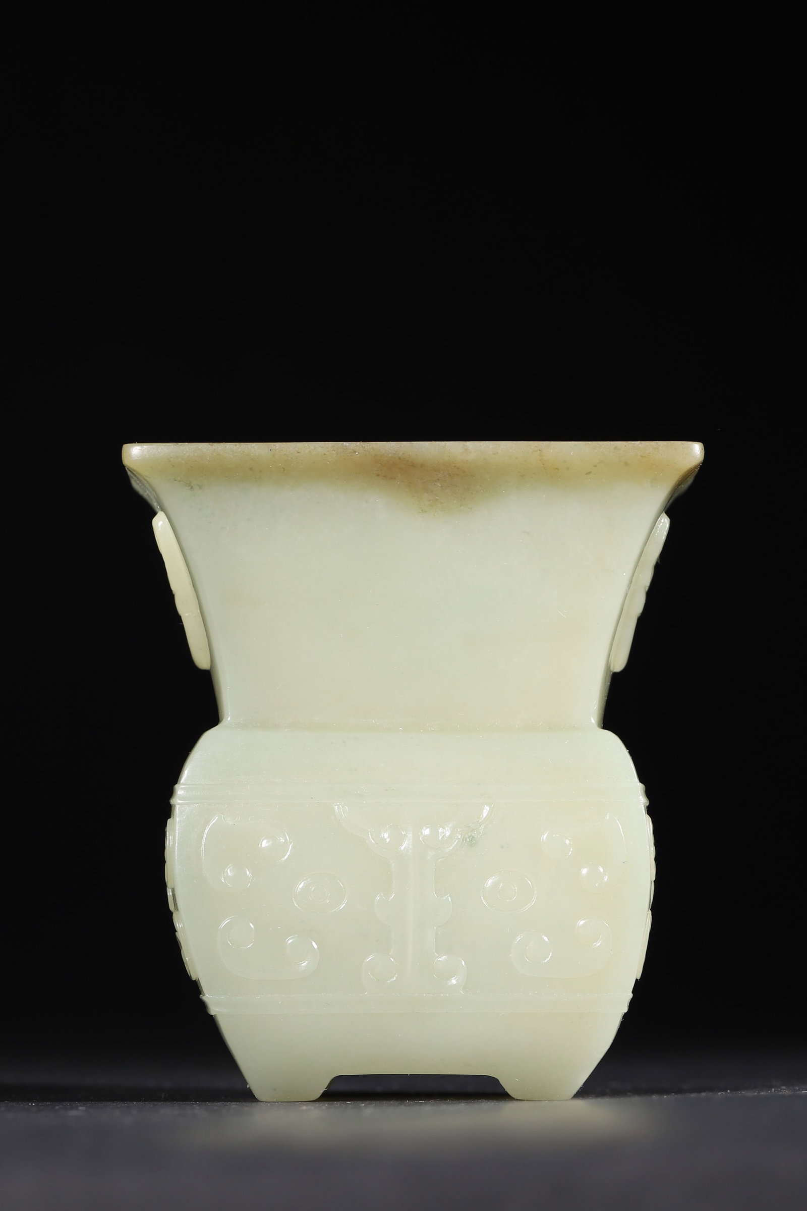 A Carved White Jade Archaistic Vase, Qing Dynasty (1 of 7)