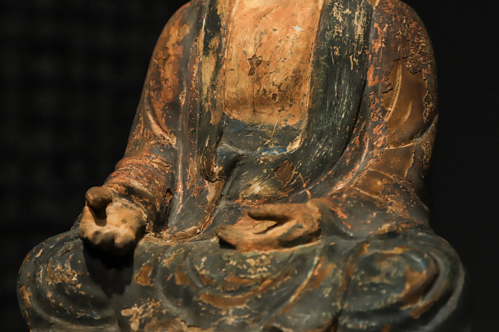 A Painted Wooden Statue of Sakyamuni Buddha, Ming Dynasty - 4