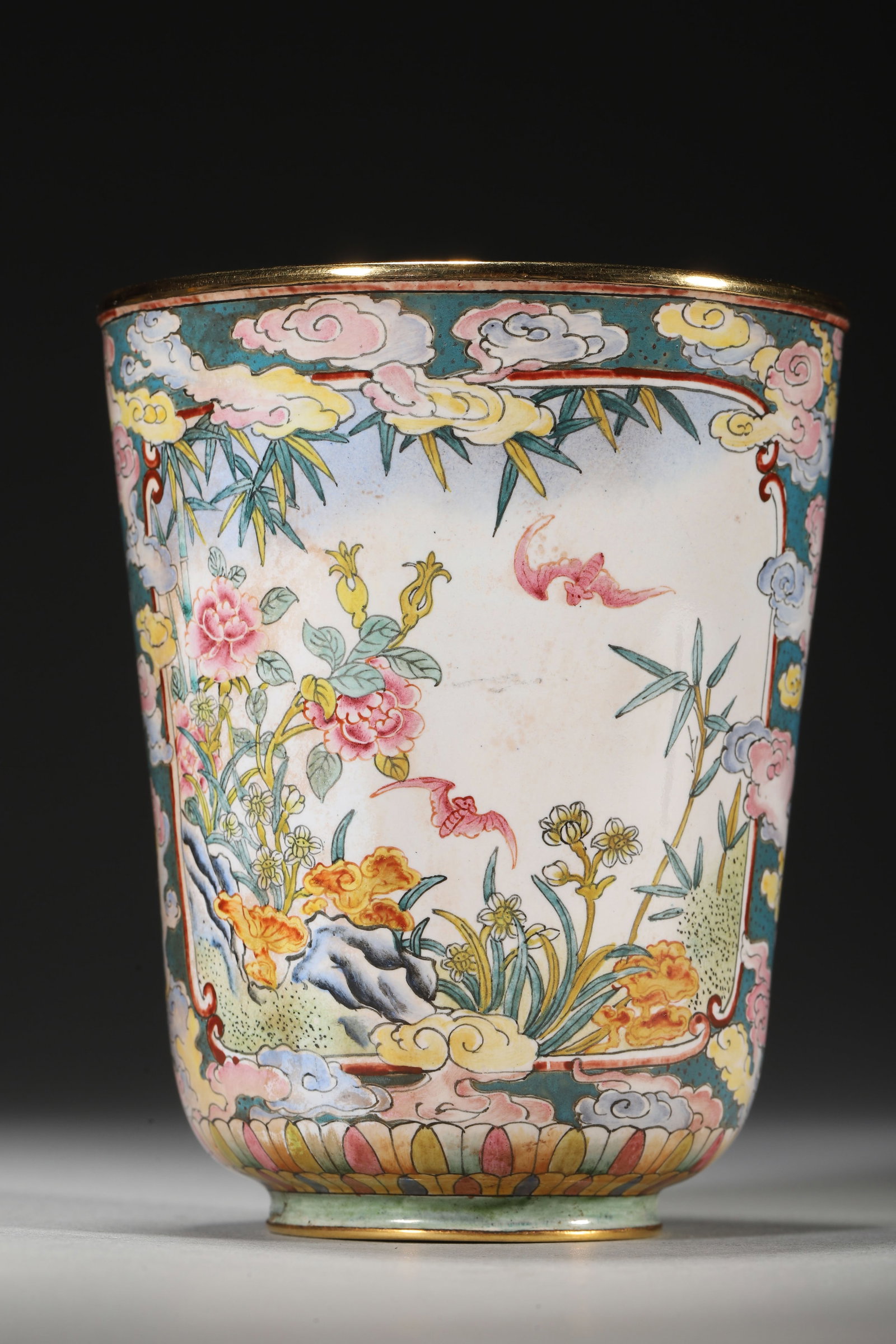 An Enameled Copper Cup with Bird and Flower Panels, Qianlong Period - 5