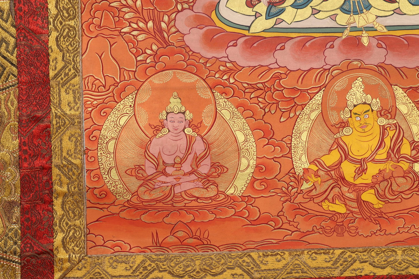 A White Tara Thangka - Qing Dynasty - 8