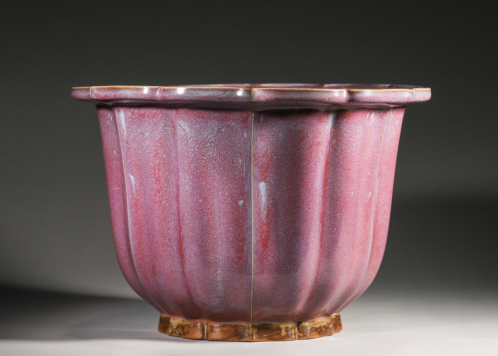 A Jun Ware Rose-Purple Glazed Lobed Flower Pot (Song Dynasty) - 2