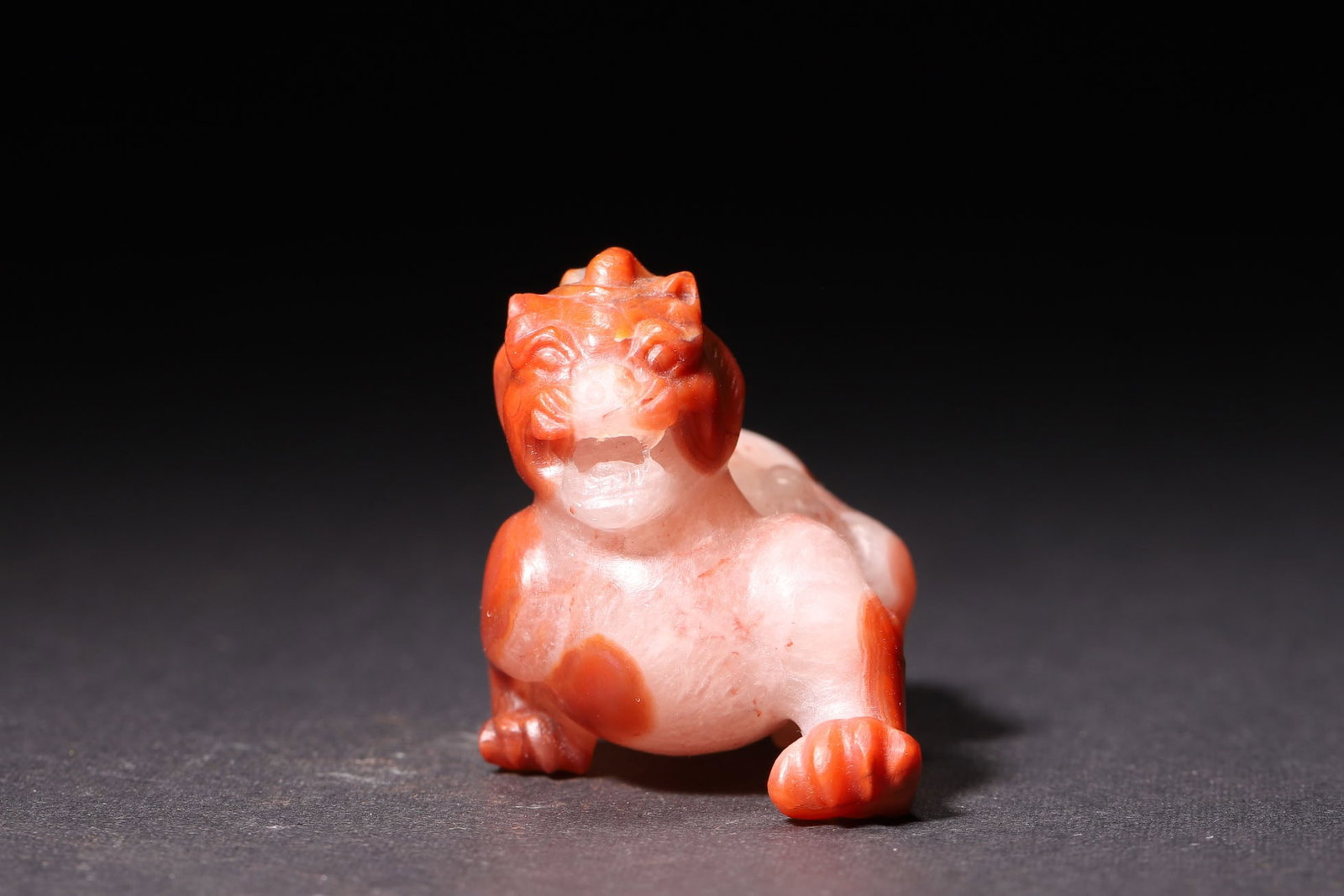 A Han Dynasty Southern Red Agate Auspicious Beast Ornament - 2
