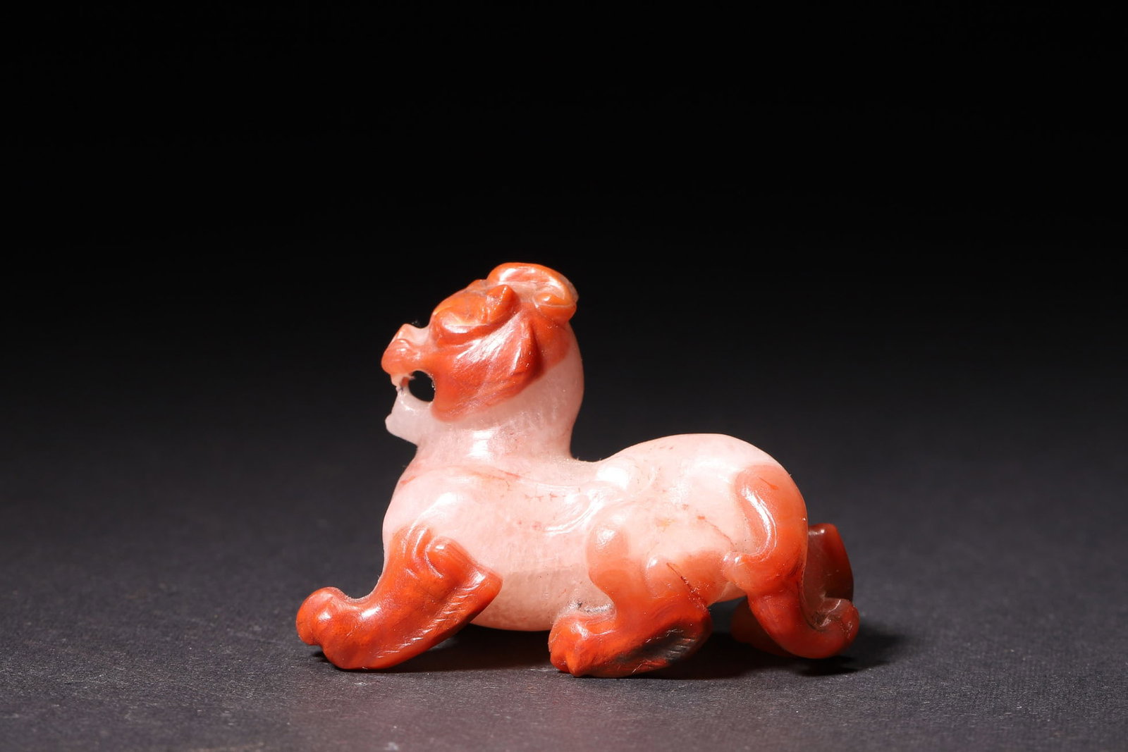 A Han Dynasty Southern Red Agate Auspicious Beast Ornament - 3