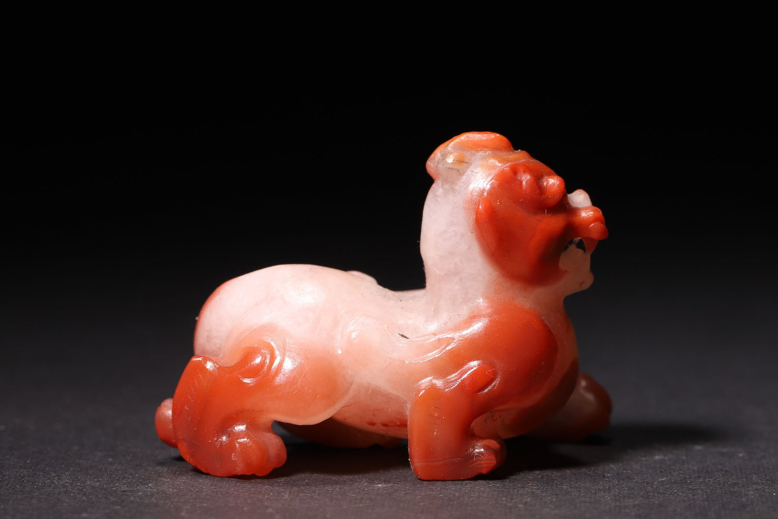 A Han Dynasty Southern Red Agate Auspicious Beast Ornament - 5