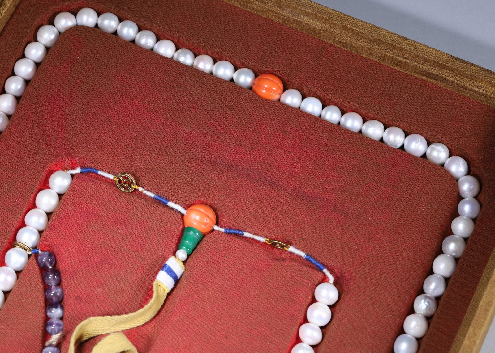 A Set of Qing Dynasty Eastern Pearl Court Beads - 3