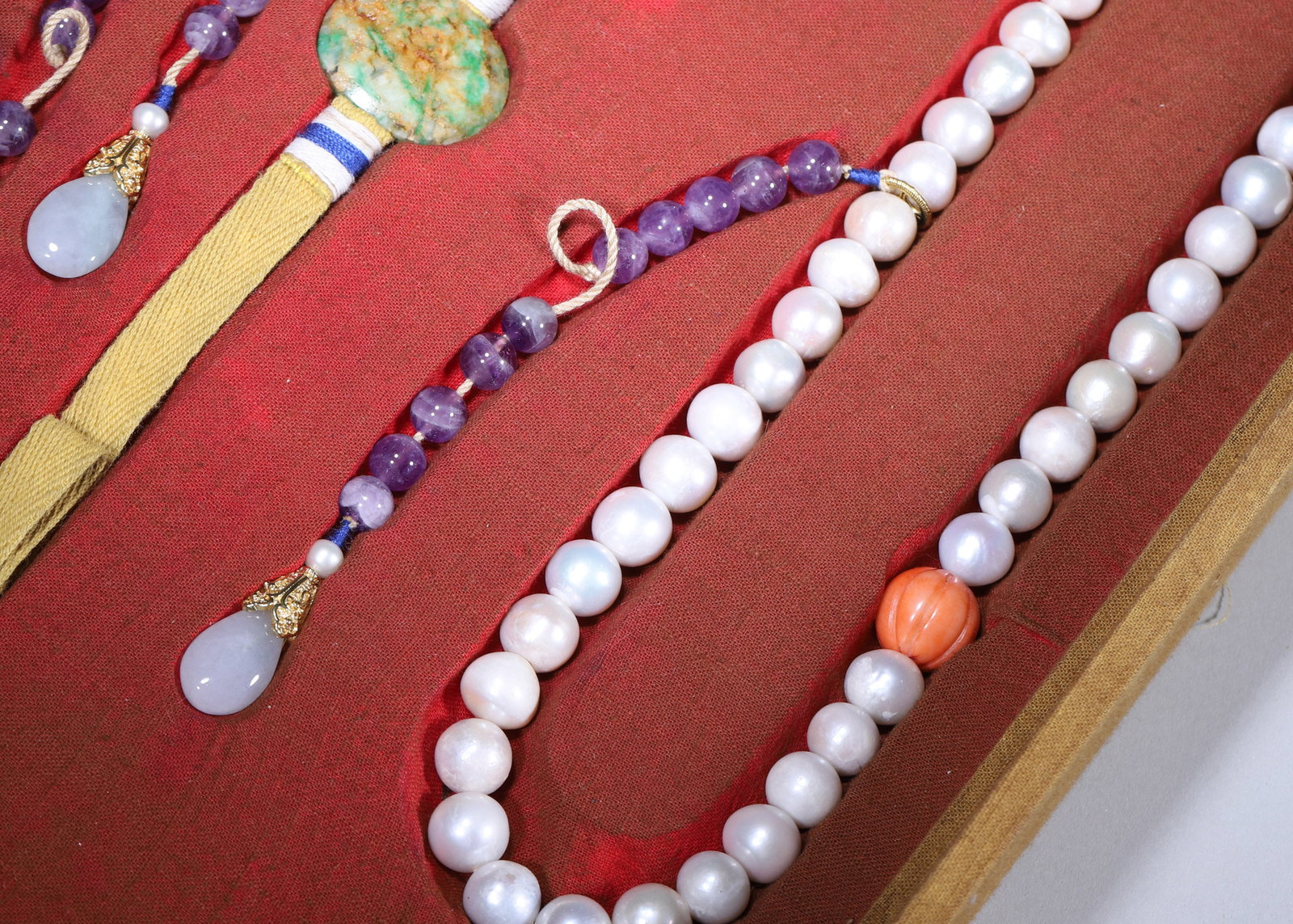 A Set of Qing Dynasty Eastern Pearl Court Beads - 6