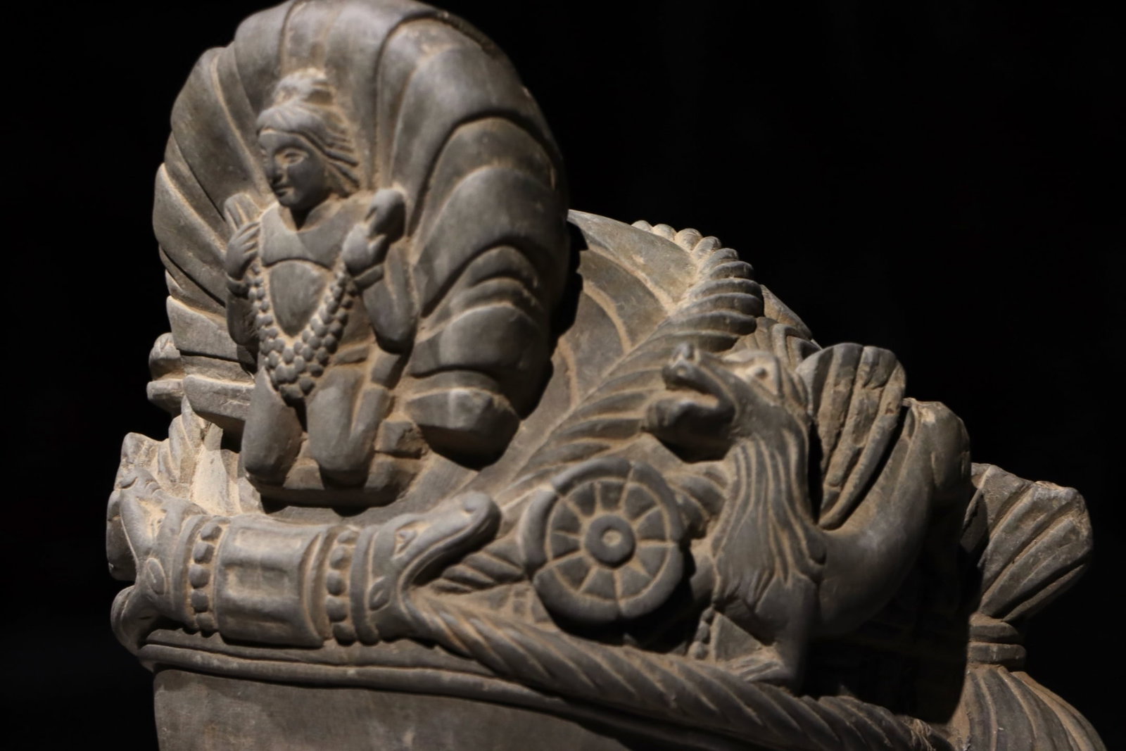 A Grey Schist Head of Vishnu, Medieval India - 8