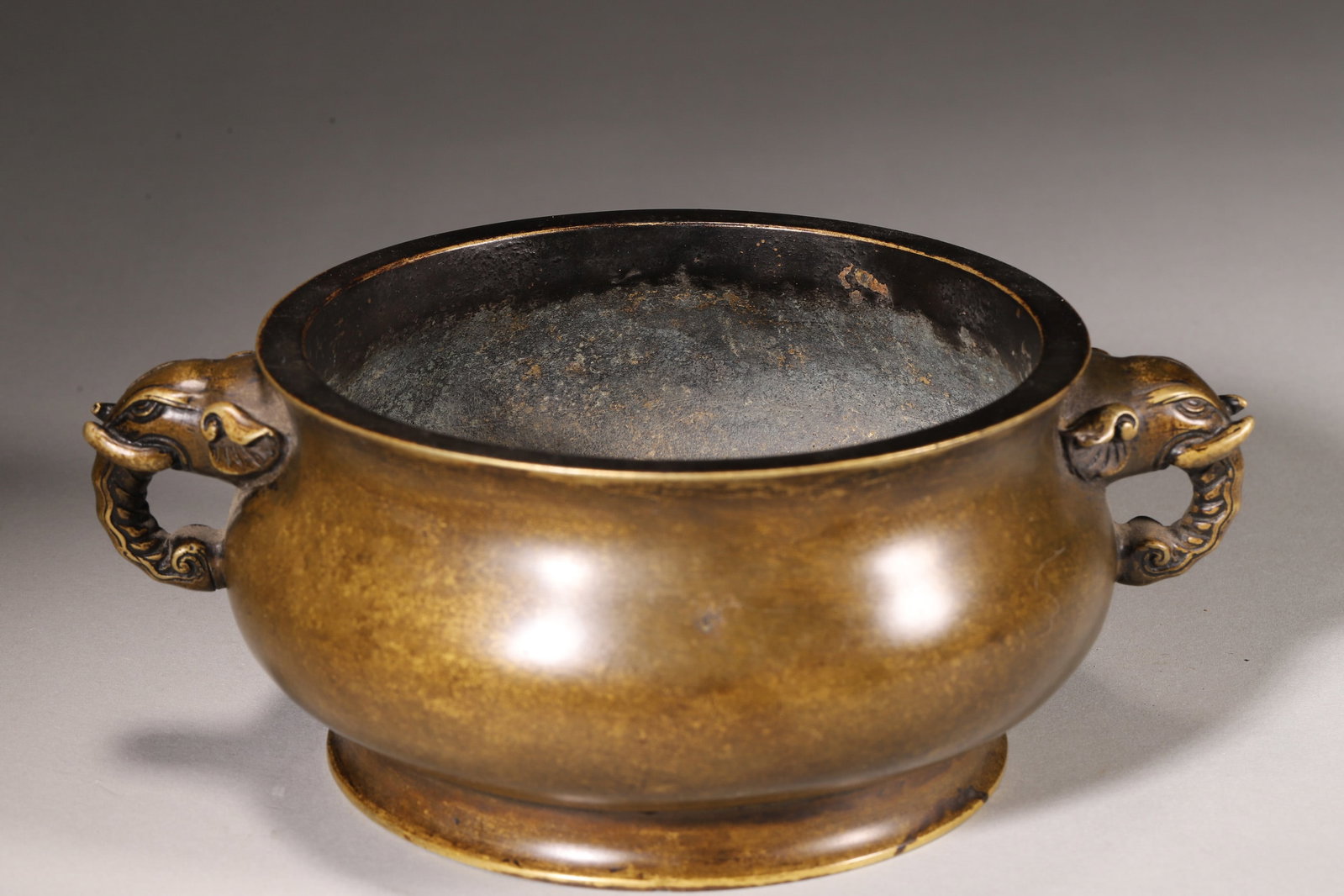 A Bronze Elephant-Eared Incense Burner, "Made in Xuande Reign of Ming Dynasty" Mark, Ming Dynasty - 5