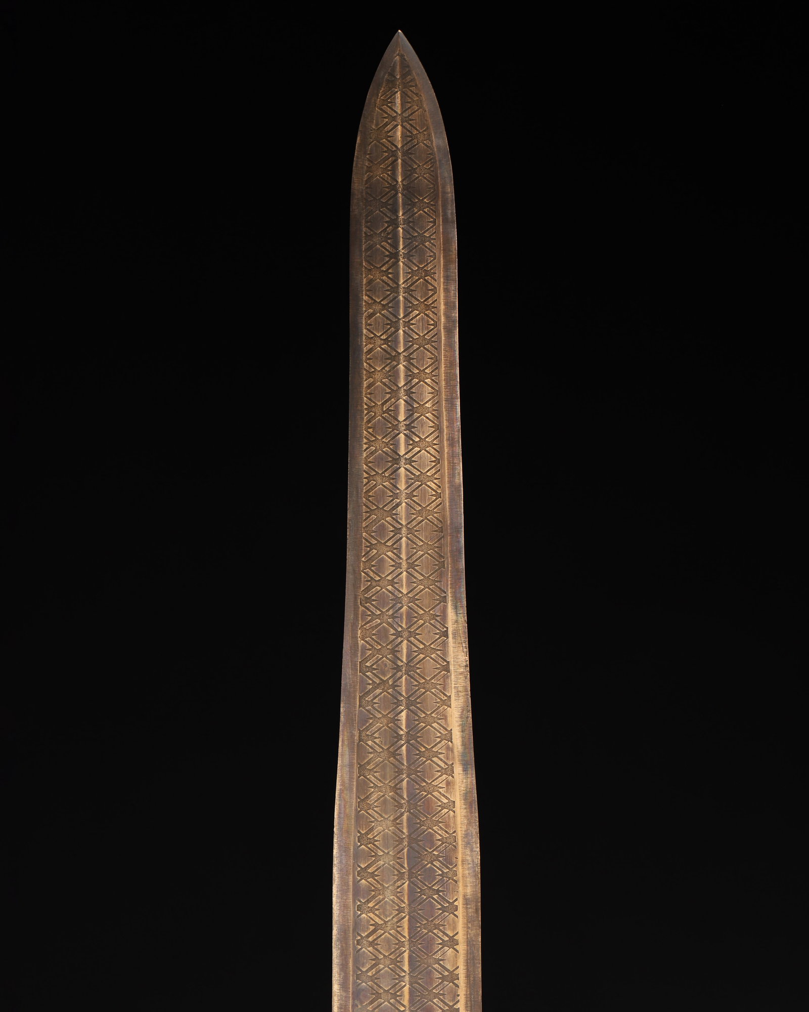 A Bronze ornament with Gold-Inlaid Bird-Script and Rhombus Pattern, Warring States Period - 3