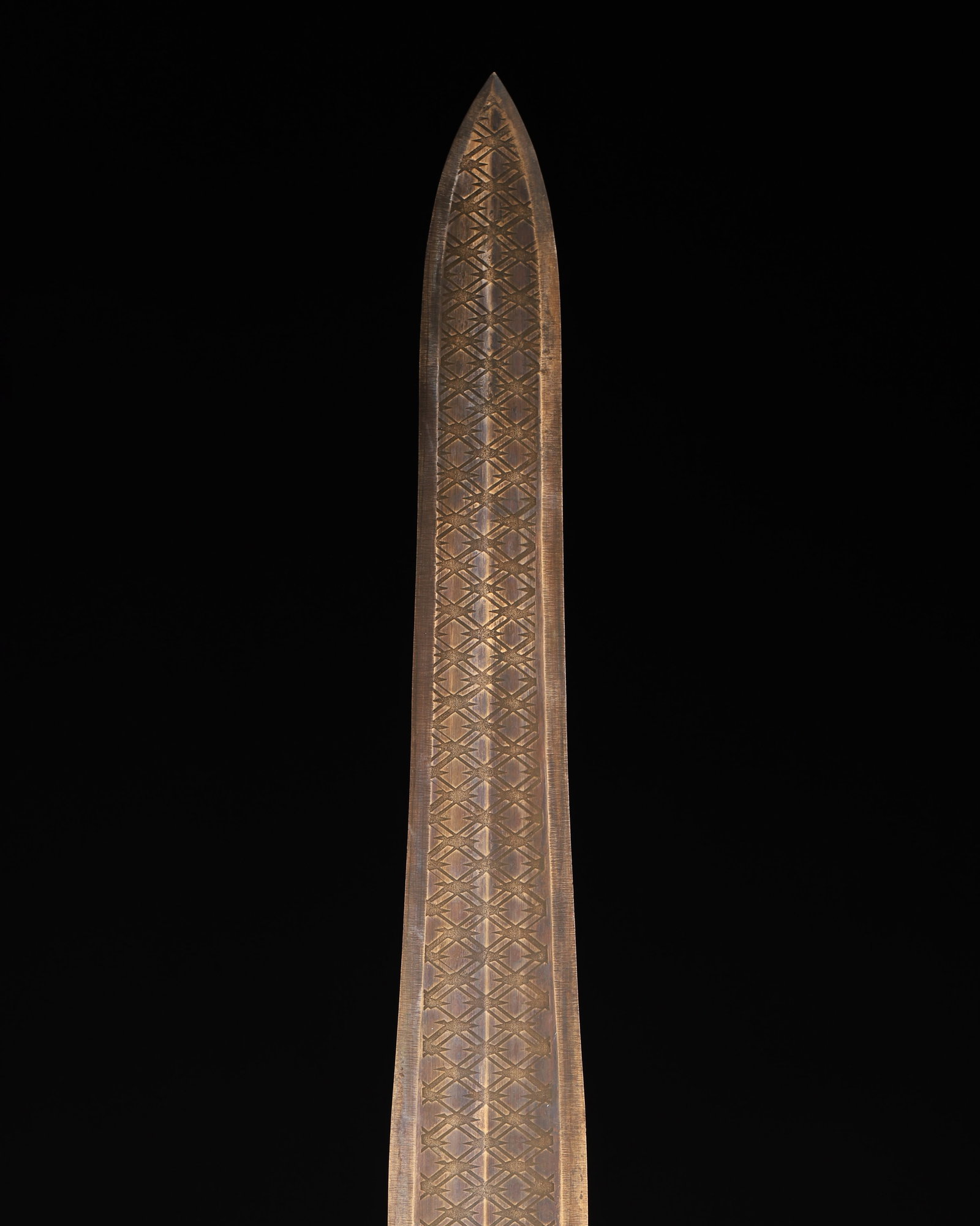 A Bronze ornament with Gold-Inlaid Bird-Script and Rhombus Pattern, Warring States Period - 6
