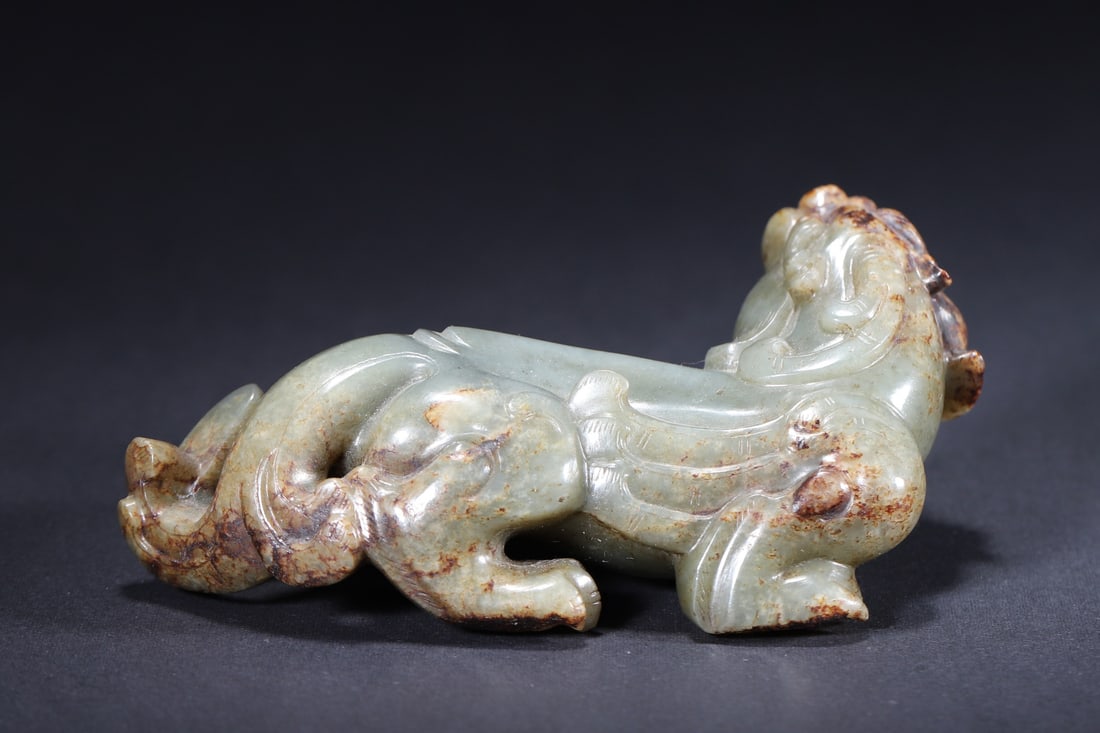 A Hetian Green Jade Carving of a Bixie - Han Dynasty - 3