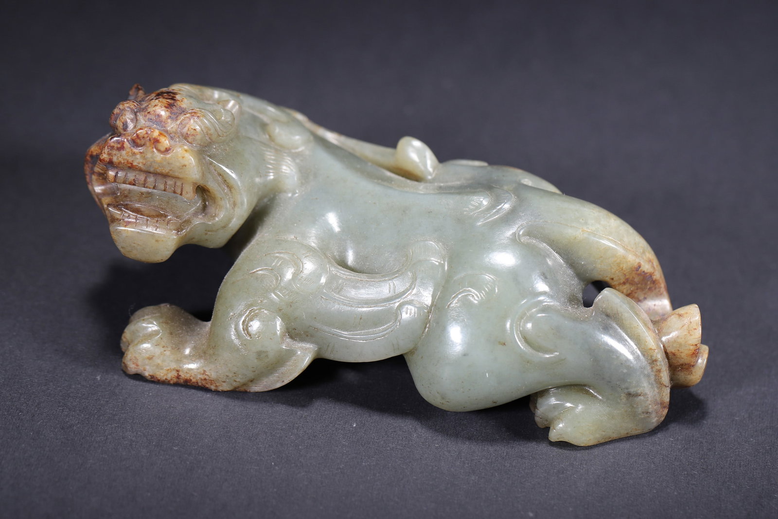 A Hetian Green Jade Carving of a Bixie - Han Dynasty - 5