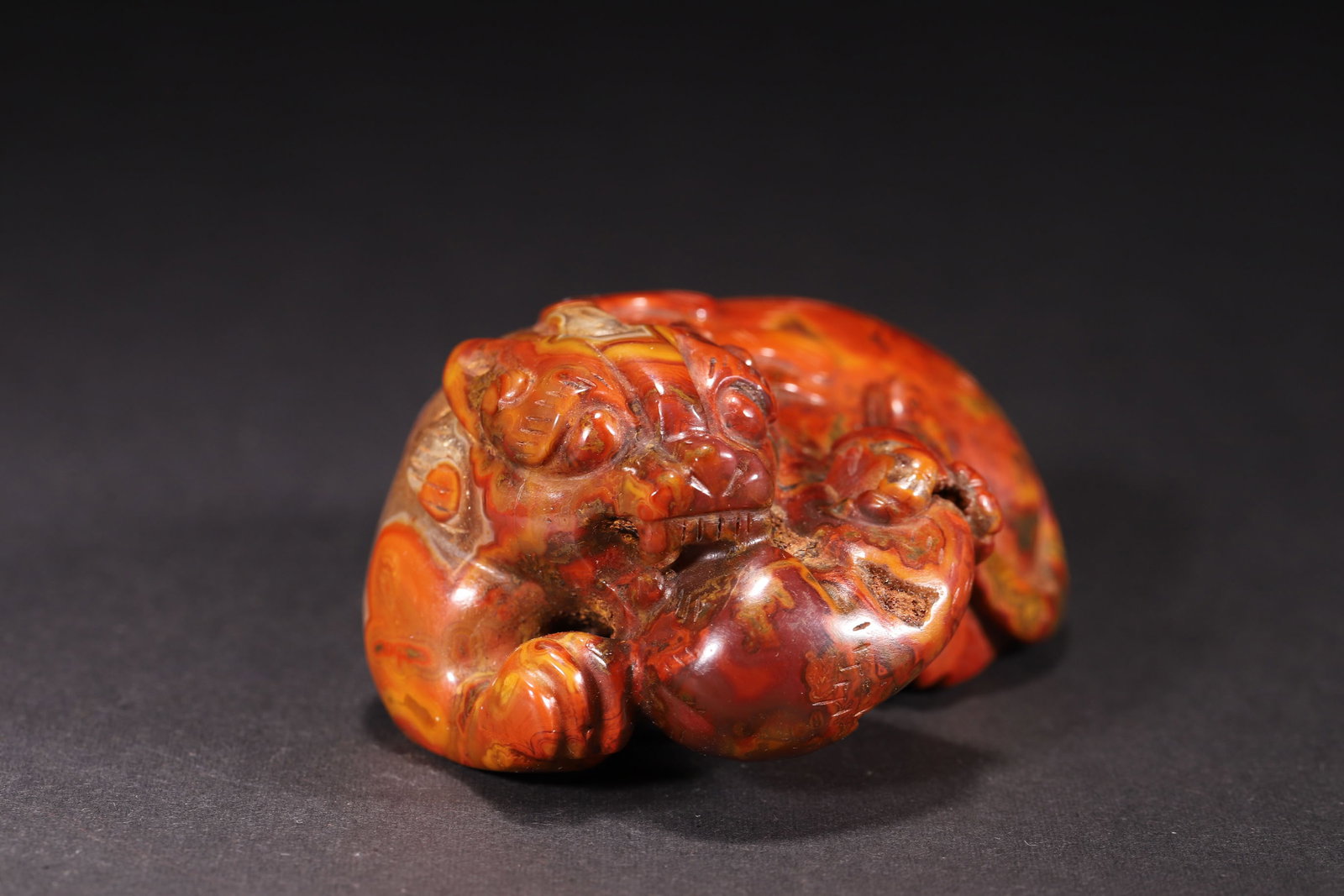A Red Agate Pixiu Ornament (Han Dynasty) - 3