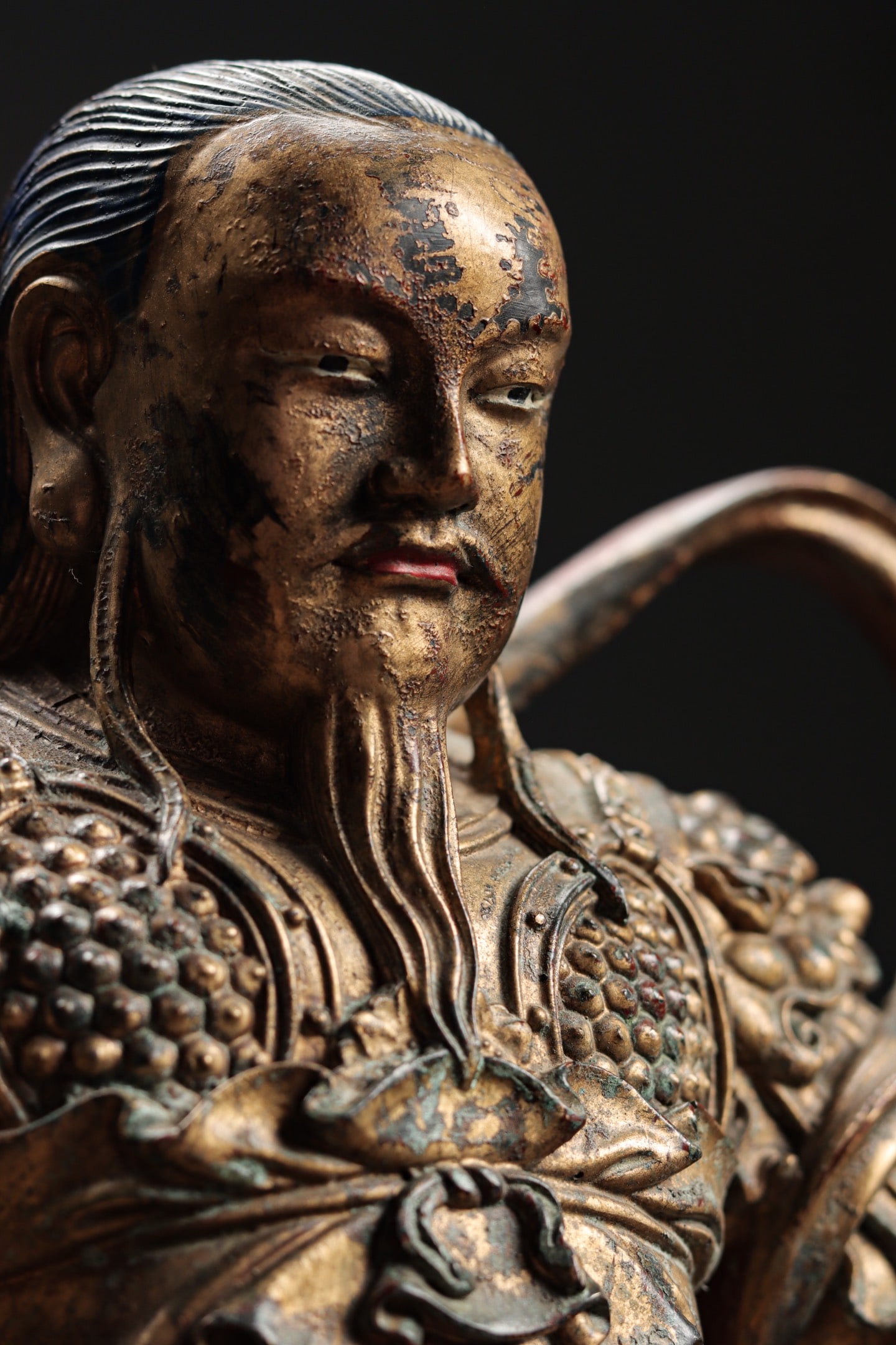 A Gilt Bronze Statue of Zhenwu Emperor, Qing Dynasty - 4