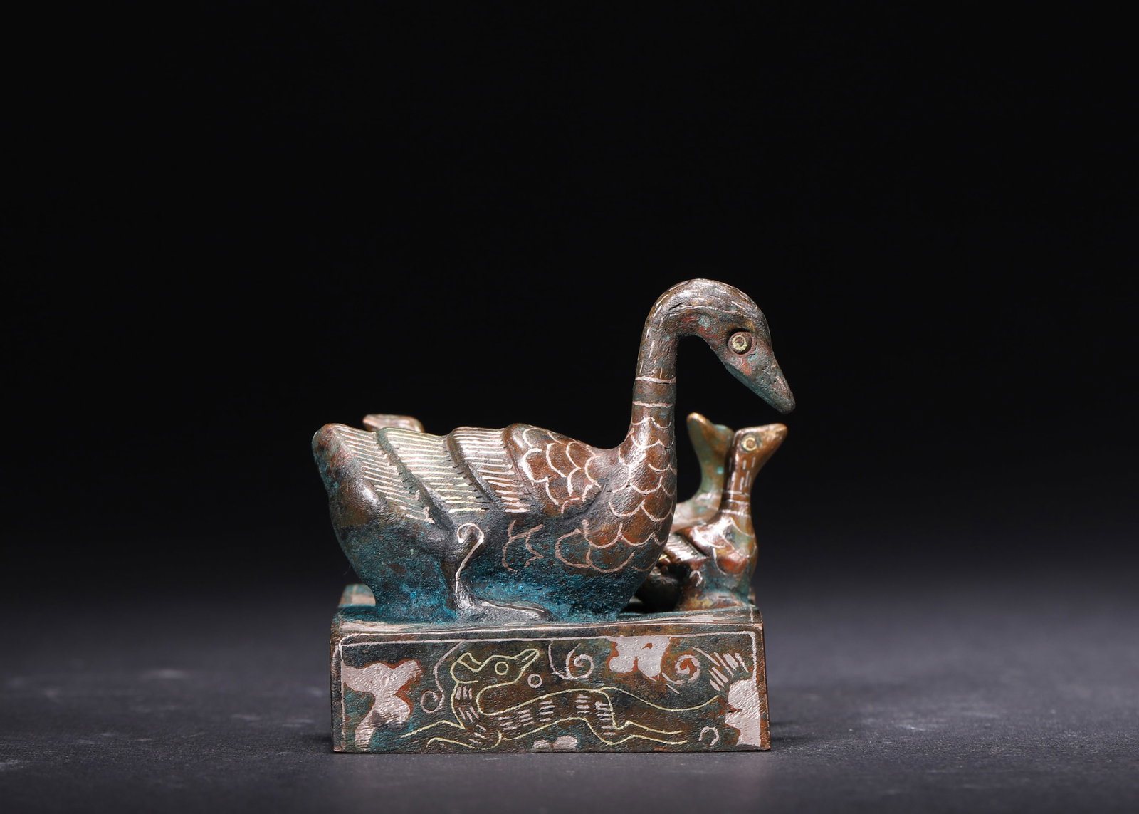 A Set of Bronze Duck-Head Seals with Gold and Silver Inlay, Han Dynasty - 3