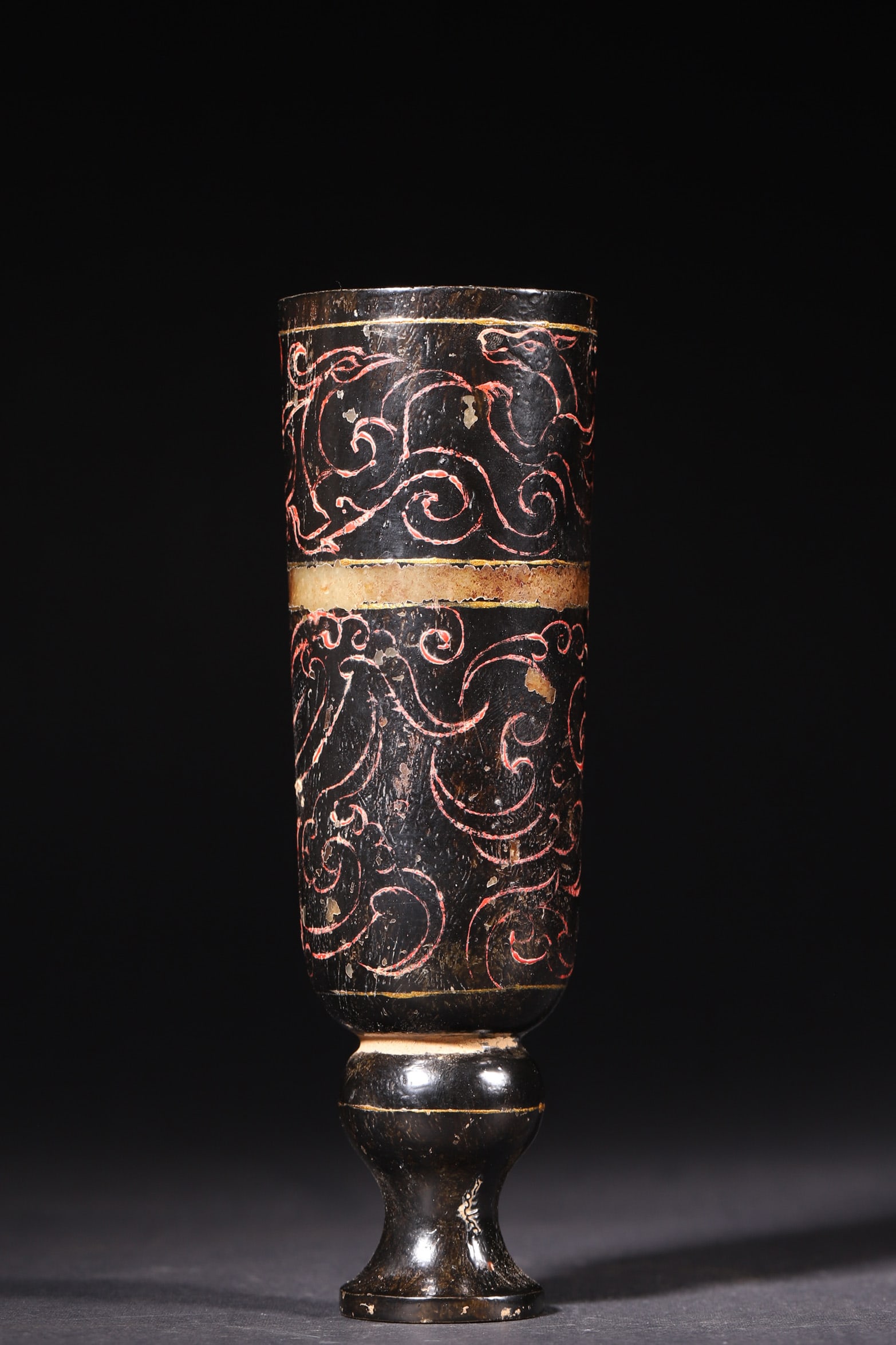 A Jade Stemmed Cup with Gold and Color Inlaid Cloud Pattern - Han Dynasty - 2