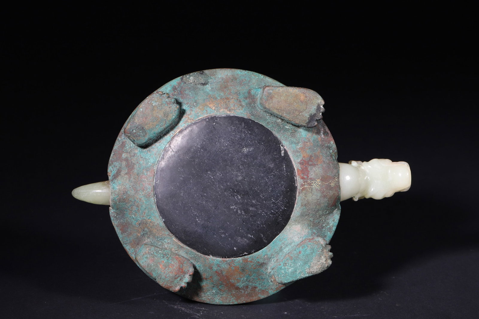 A Bronze Dragon-Tortoise Censer with Gold and Silver Inlay and Hetian Jade Inlays - Han Dynasty - 7