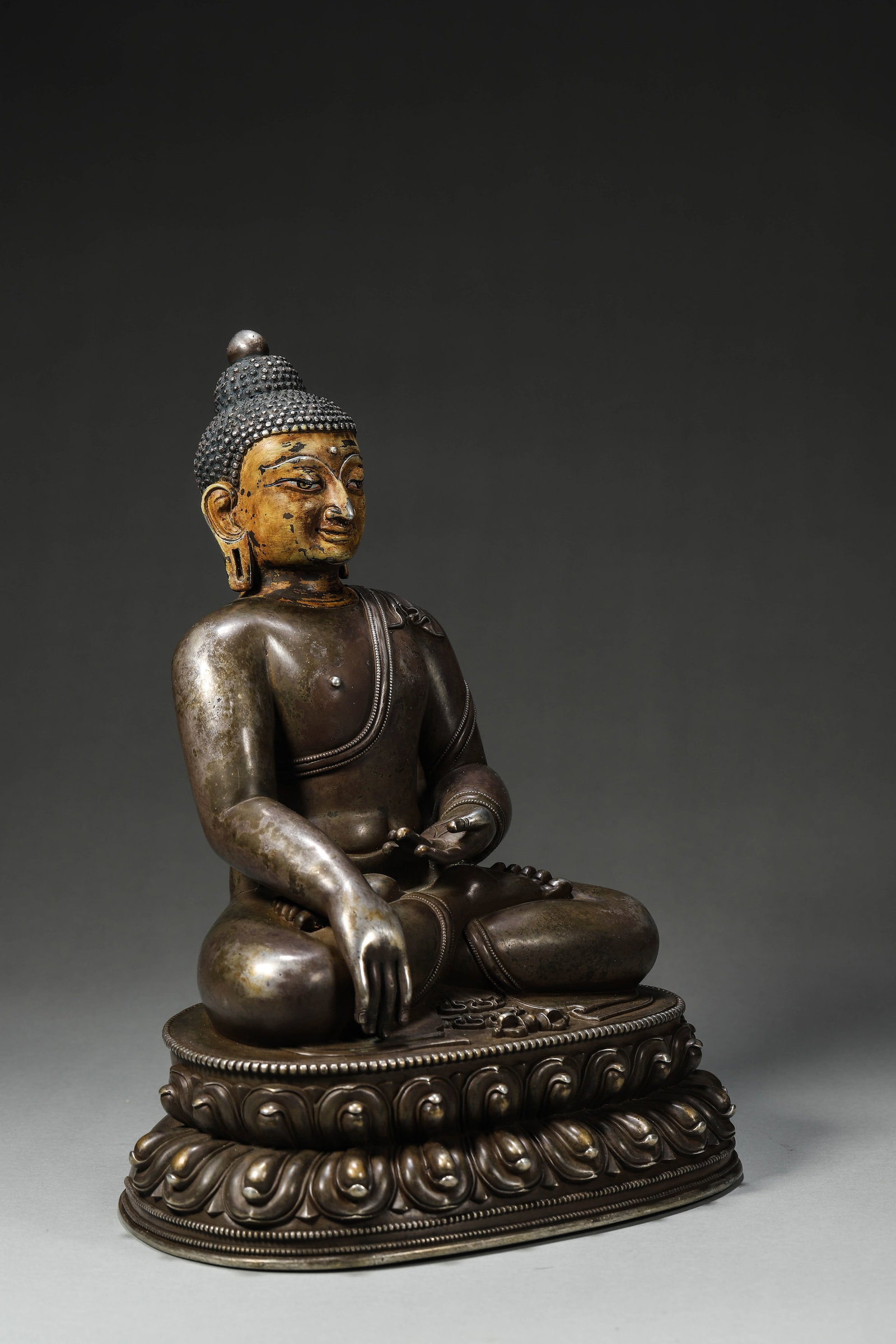 A Silver Statue of Akshobhya Buddha with Partial Gold Facing, Qing Dynasty - 6