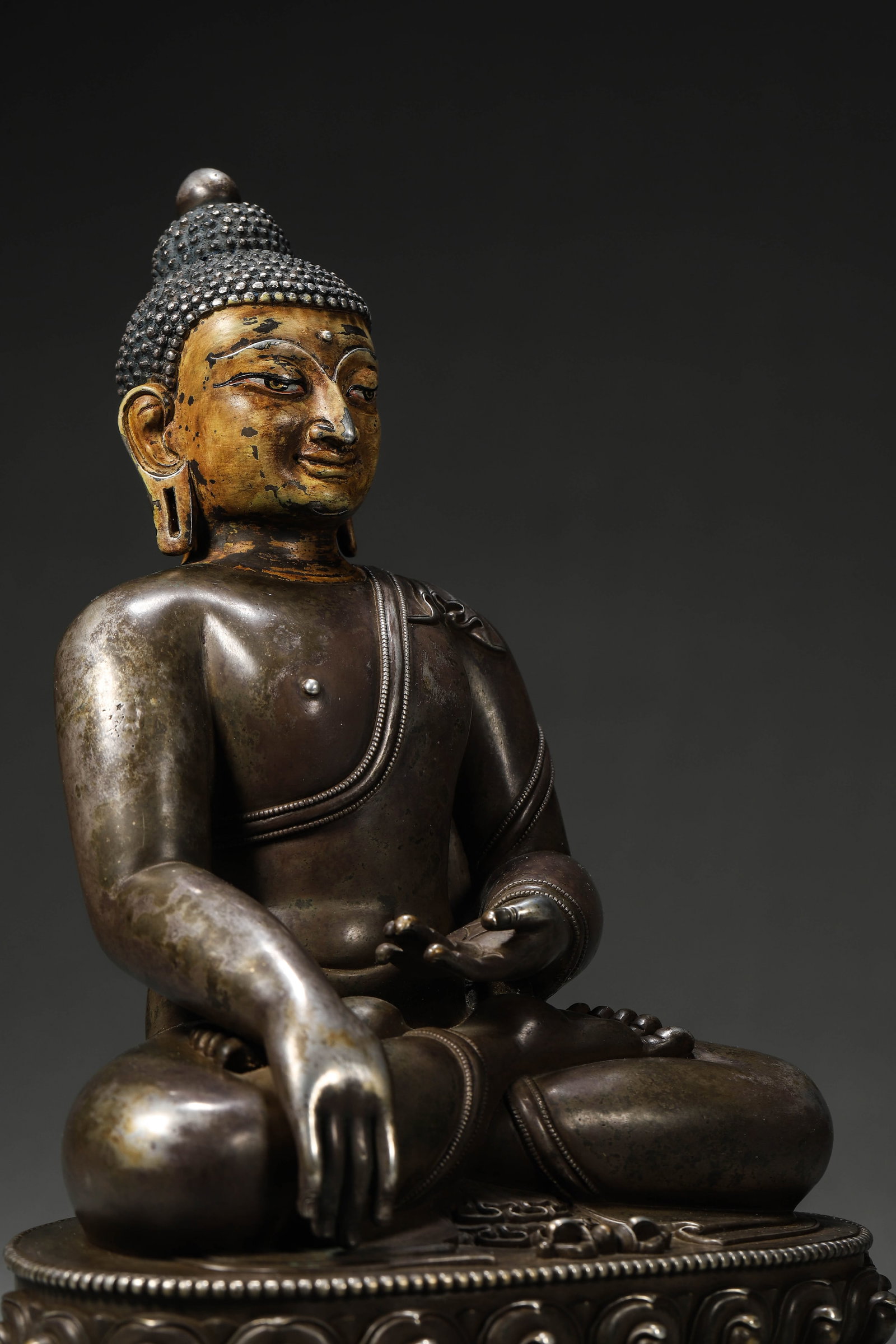 A Silver Statue of Akshobhya Buddha with Partial Gold Facing, Qing Dynasty - 7