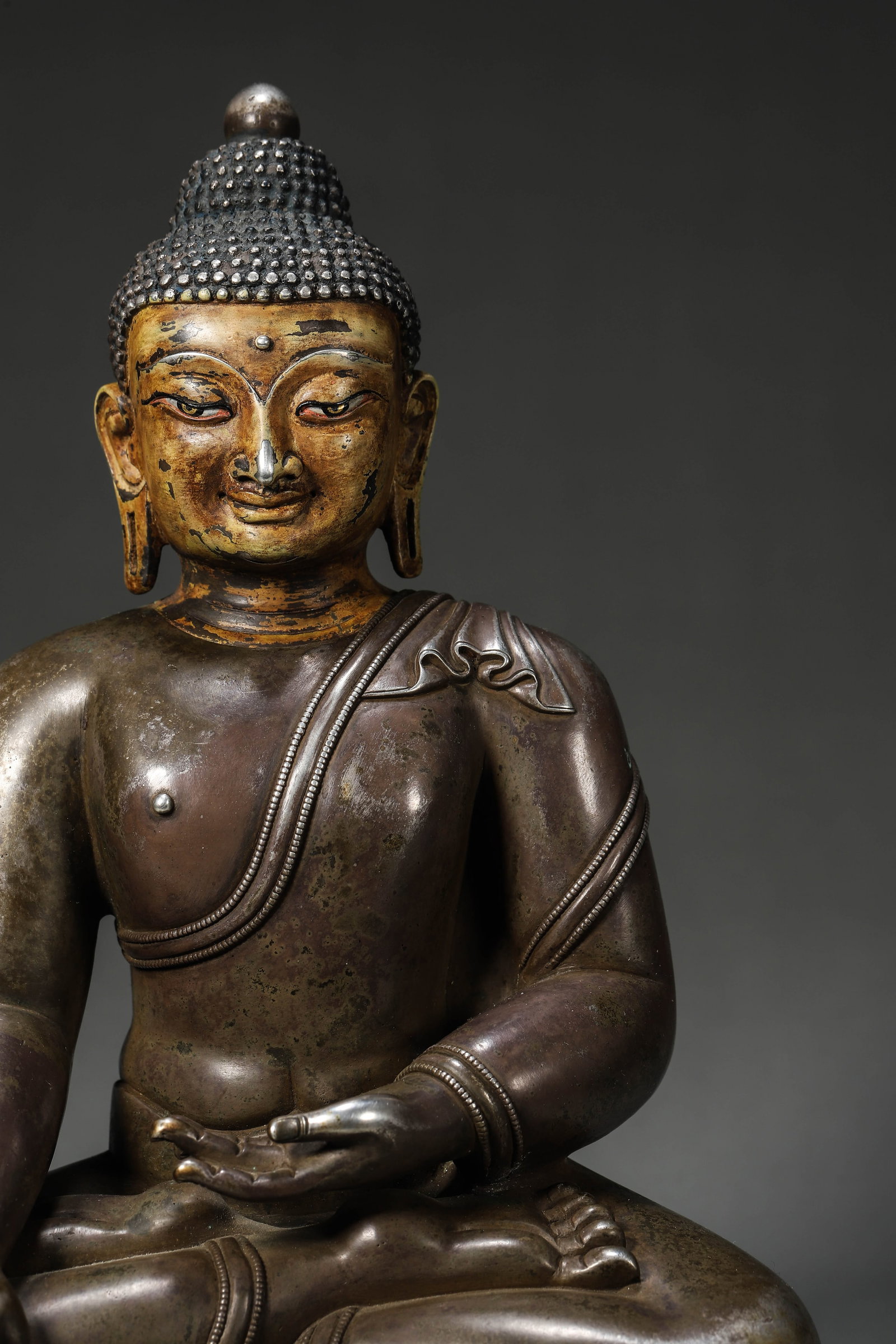 A Silver Statue of Akshobhya Buddha with Partial Gold Facing, Qing Dynasty - 8
