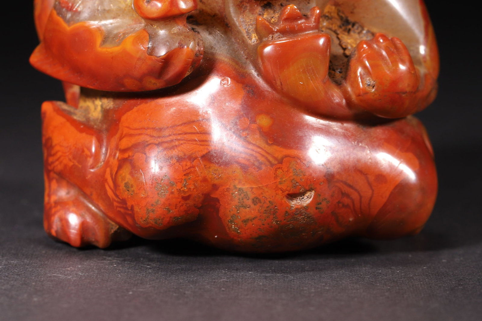 A Han Dynasty Red Agate Auspicious Beast Paperweight - 4