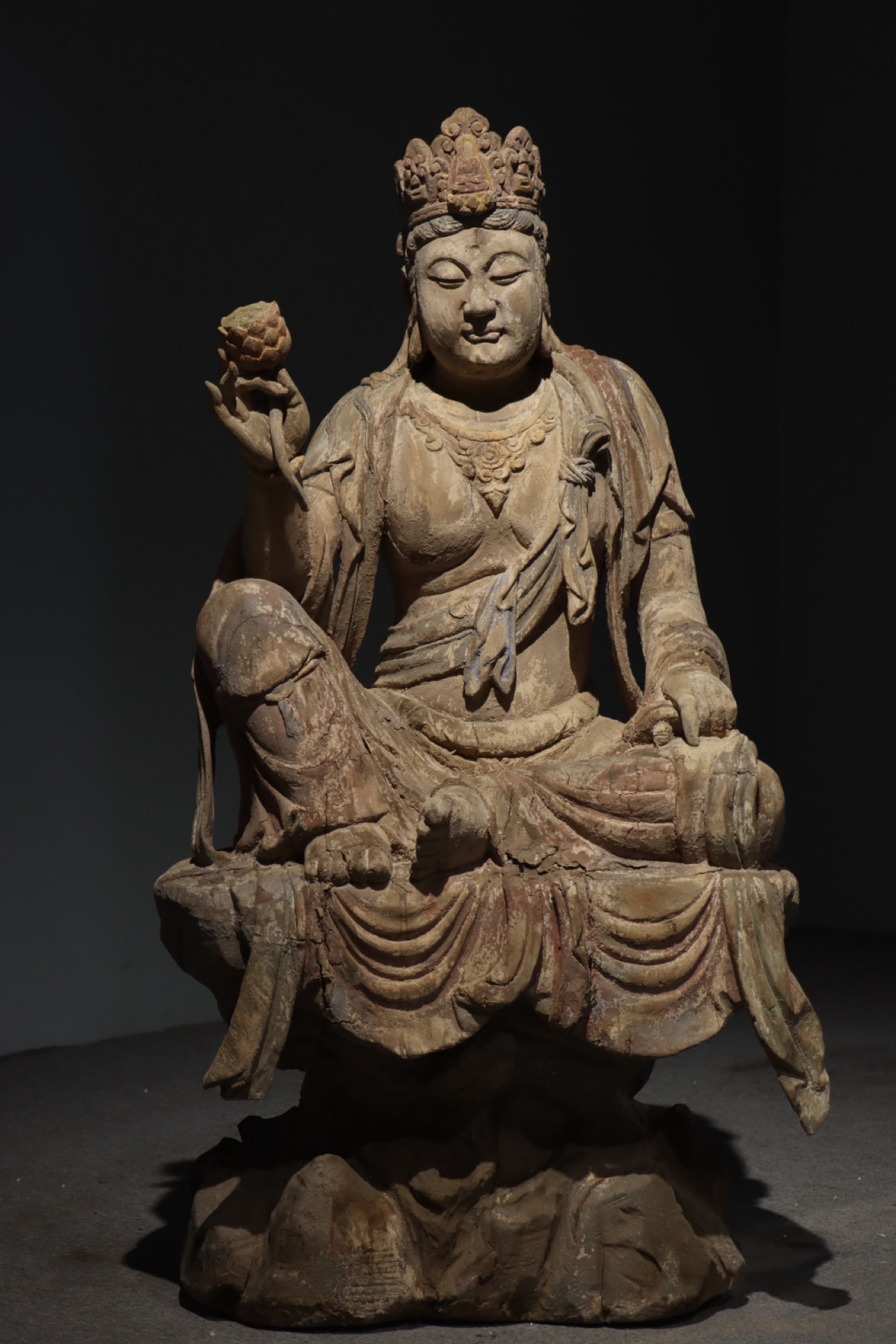 A Painted Wood Figure of Water-Moon Guanyin - Song Dynasty (1 of 9)
