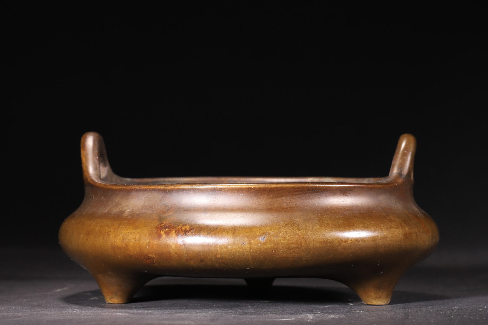 A Qing Dynasty Bronze Incense Burner with Three Legs and Upright Handles - 3