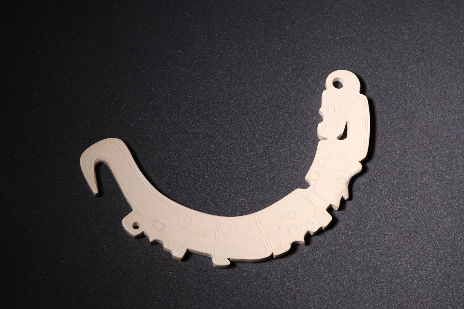 An Ancient Jade Pendant with Human and Dragon Motif - Shang-Zhou Dynasty - 6