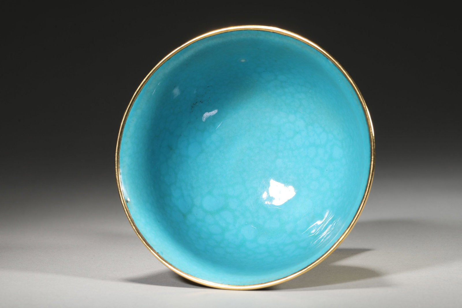 An Enameled Copper Stem Cup with Floral Scrolls, Qianlong Period - 5