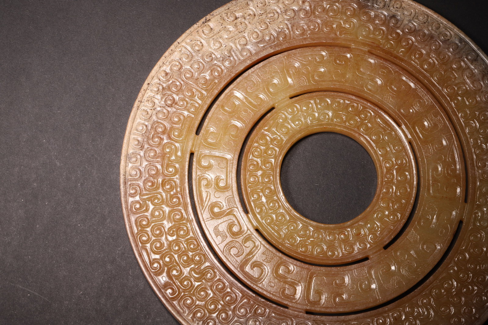 A Hetian Jade Bi Disc with Triple Concentric Circle Patterns - Han Dynasty - 4