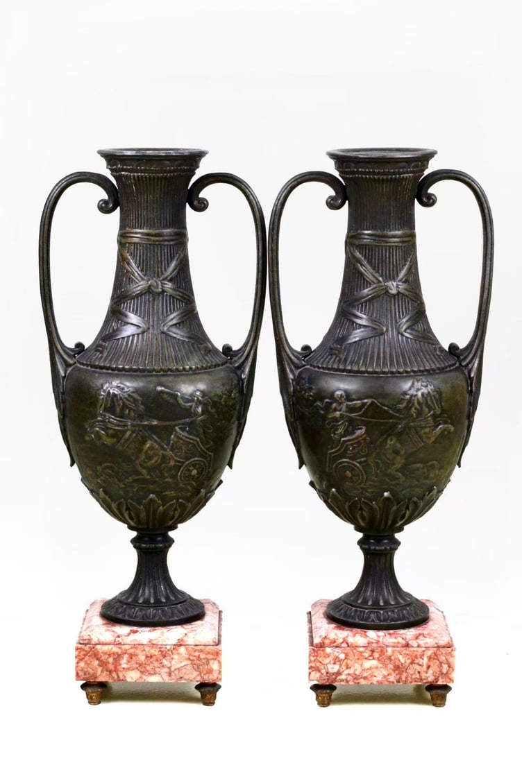 19th-century French neoclassical style bronze and marble base two-handled vase , antique ornament: 12x11x48cm,19th-century French Neoclassical bronze two-handled vase with marble base , antique ornament.The main body is cast in bronze, with relief carvings across the vase depicting chariot and figu