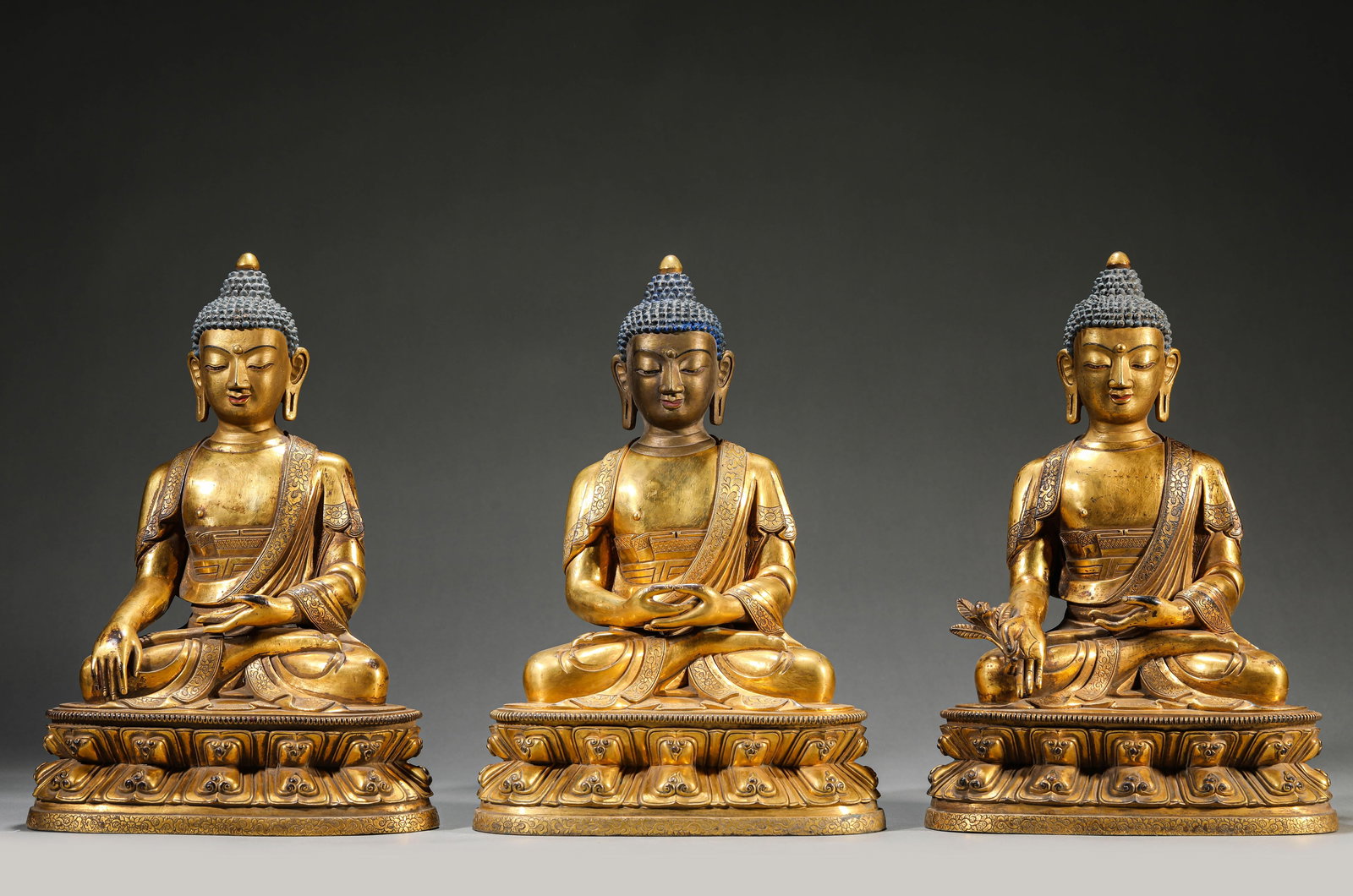 A Gilt-Bronze Figure of the Trikaya Buddhas (1 of 15)
