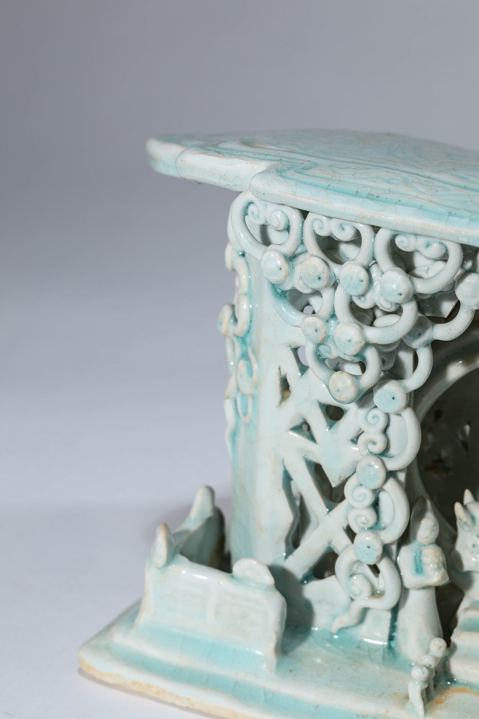 A Hutian-Type Shrine - 7