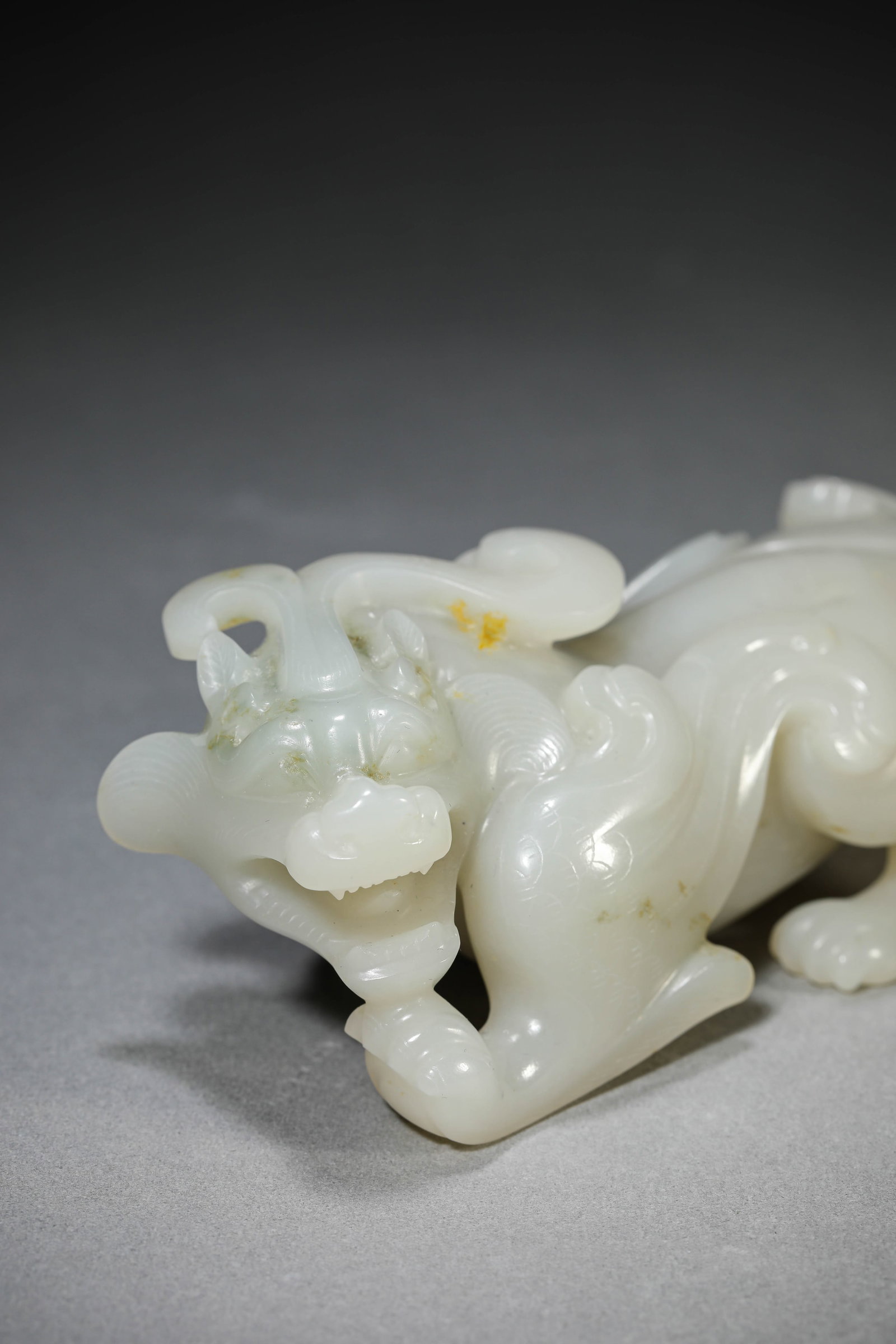 A Jade 'Auspicious Beast' - 7