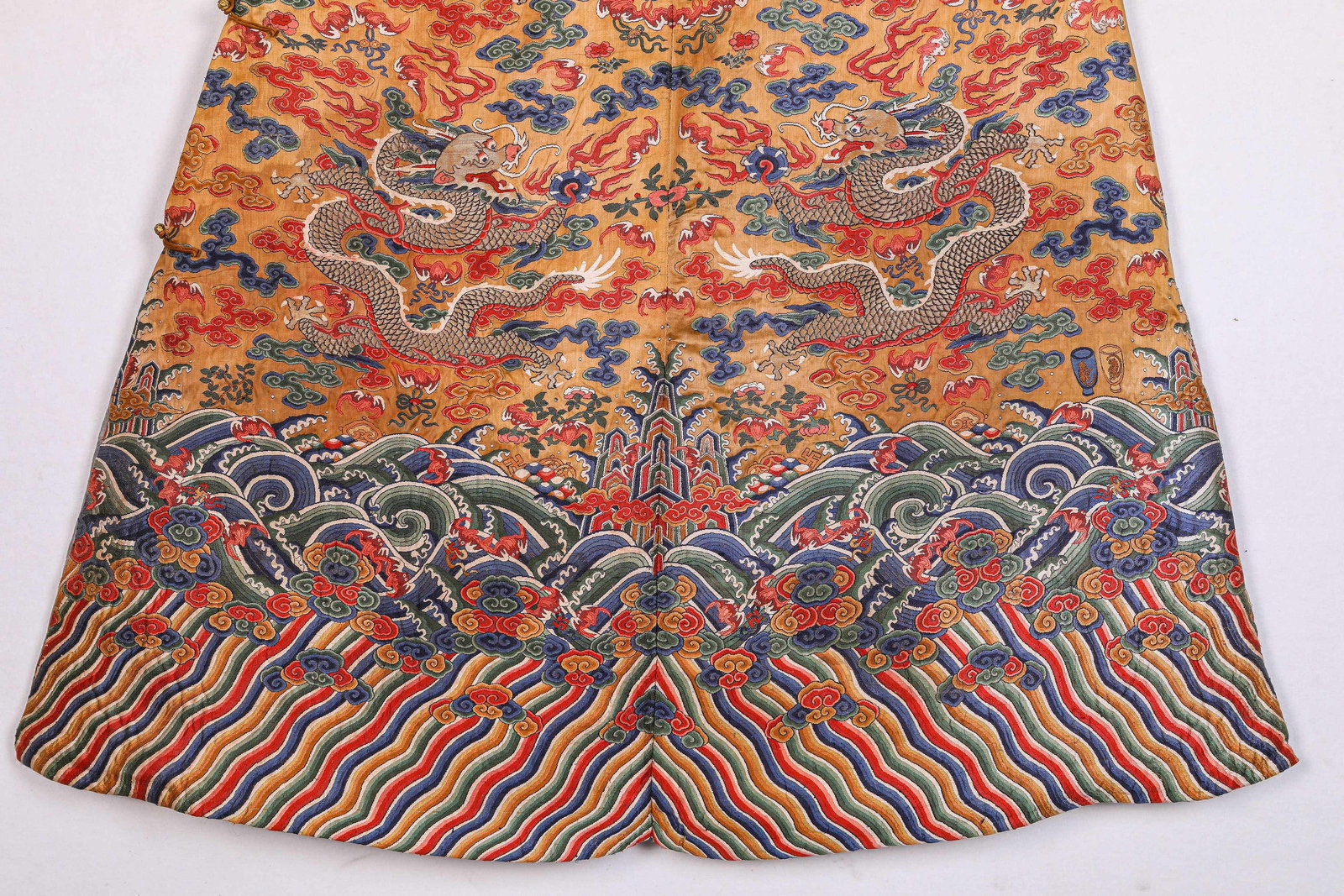 A ??Dragon?? Robe - 4