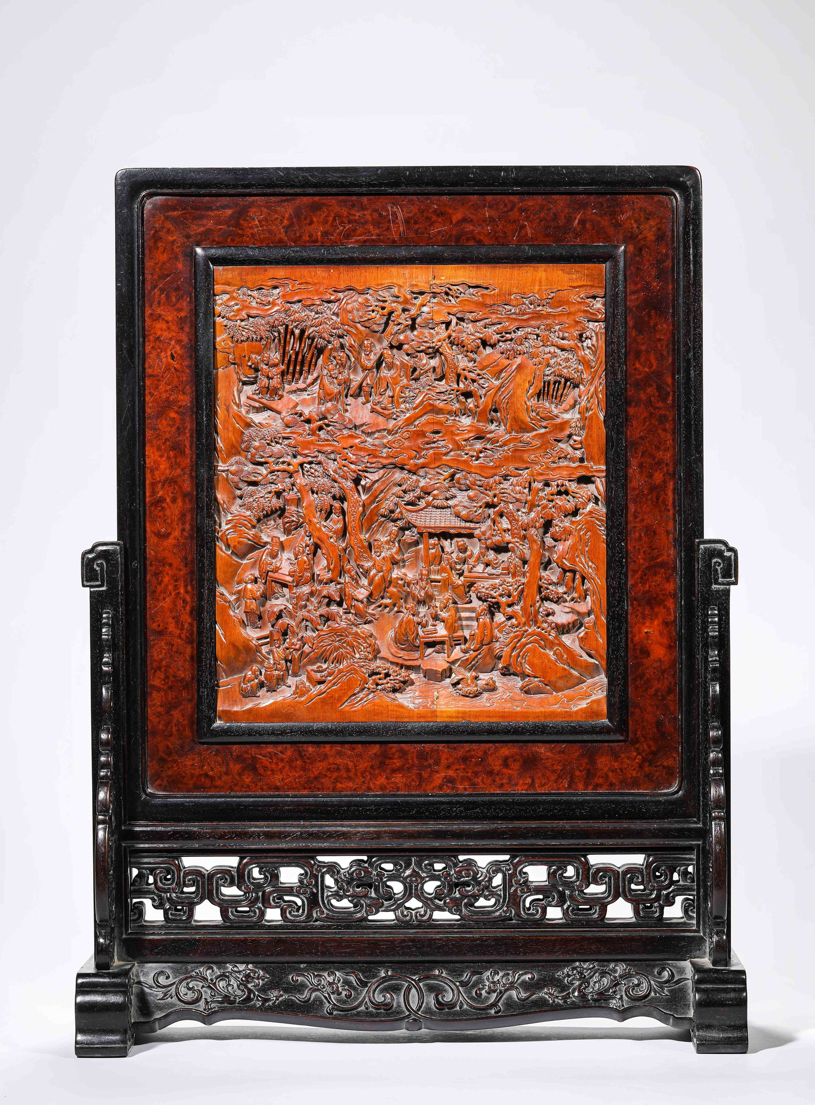 A Wood ??Carved Figure and Poem?? Table Screen: Dimensions: Length: 24.3 cm (9.57 in) x Width: 13.5 cm (5.31 in) x Height: 49.5 cm (19.49 in). All measurements are approximate.