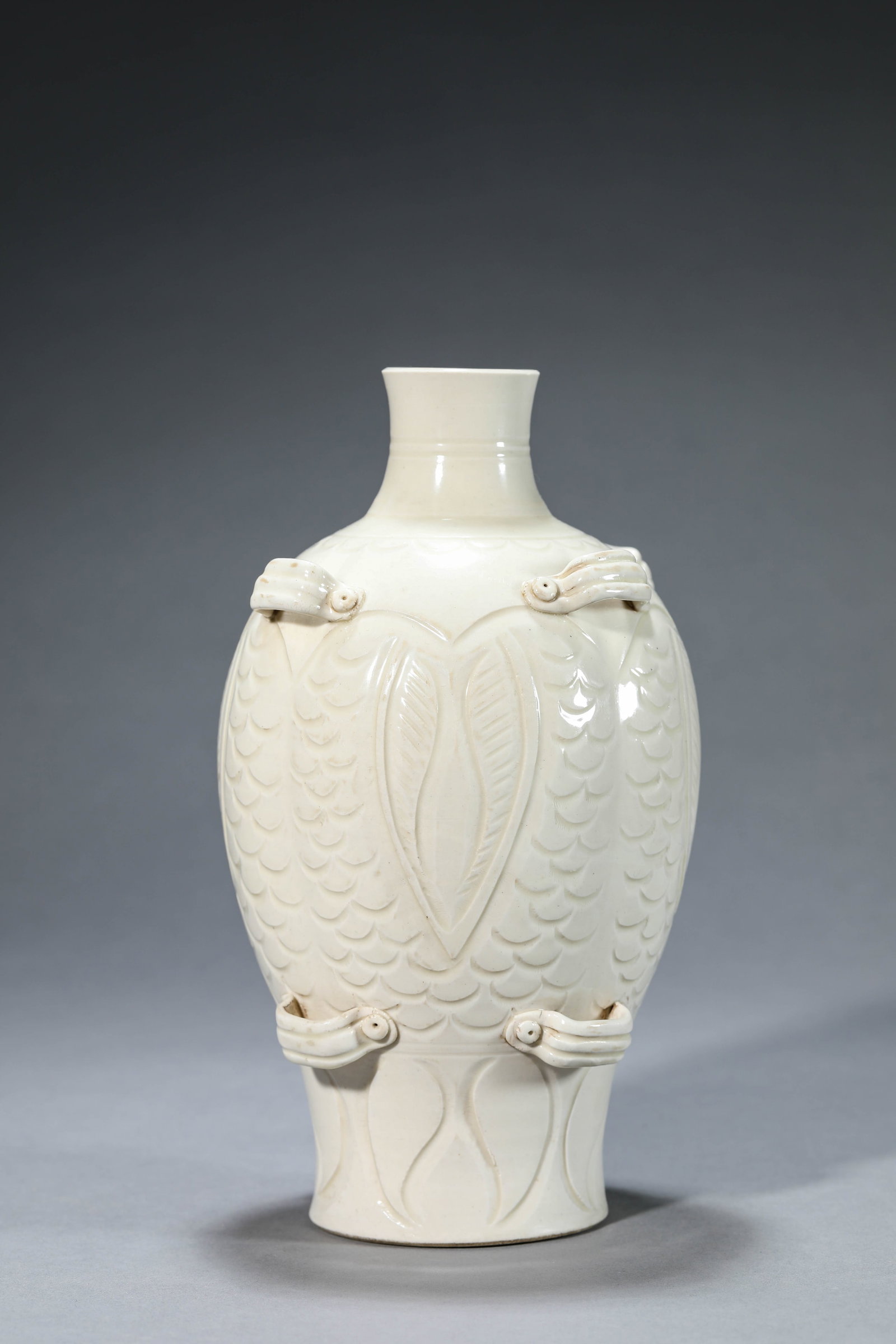 A Ding-Type 'Perforated Strap-Handled' 'Double Fish' Vase - 2
