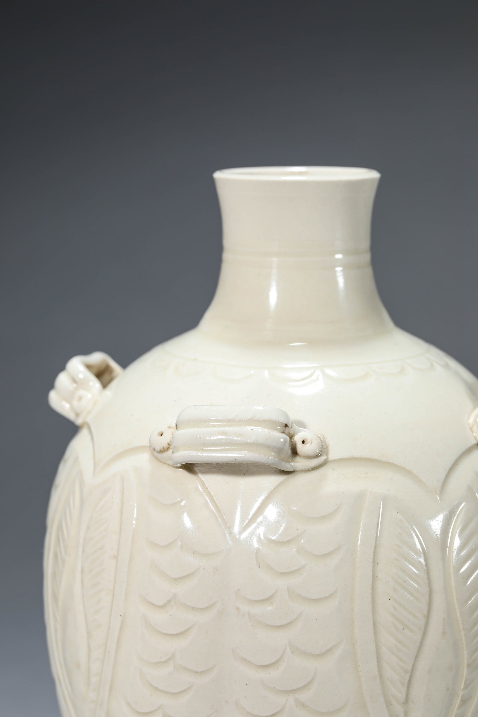 A Ding-Type 'Perforated Strap-Handled' 'Double Fish' Vase - 3