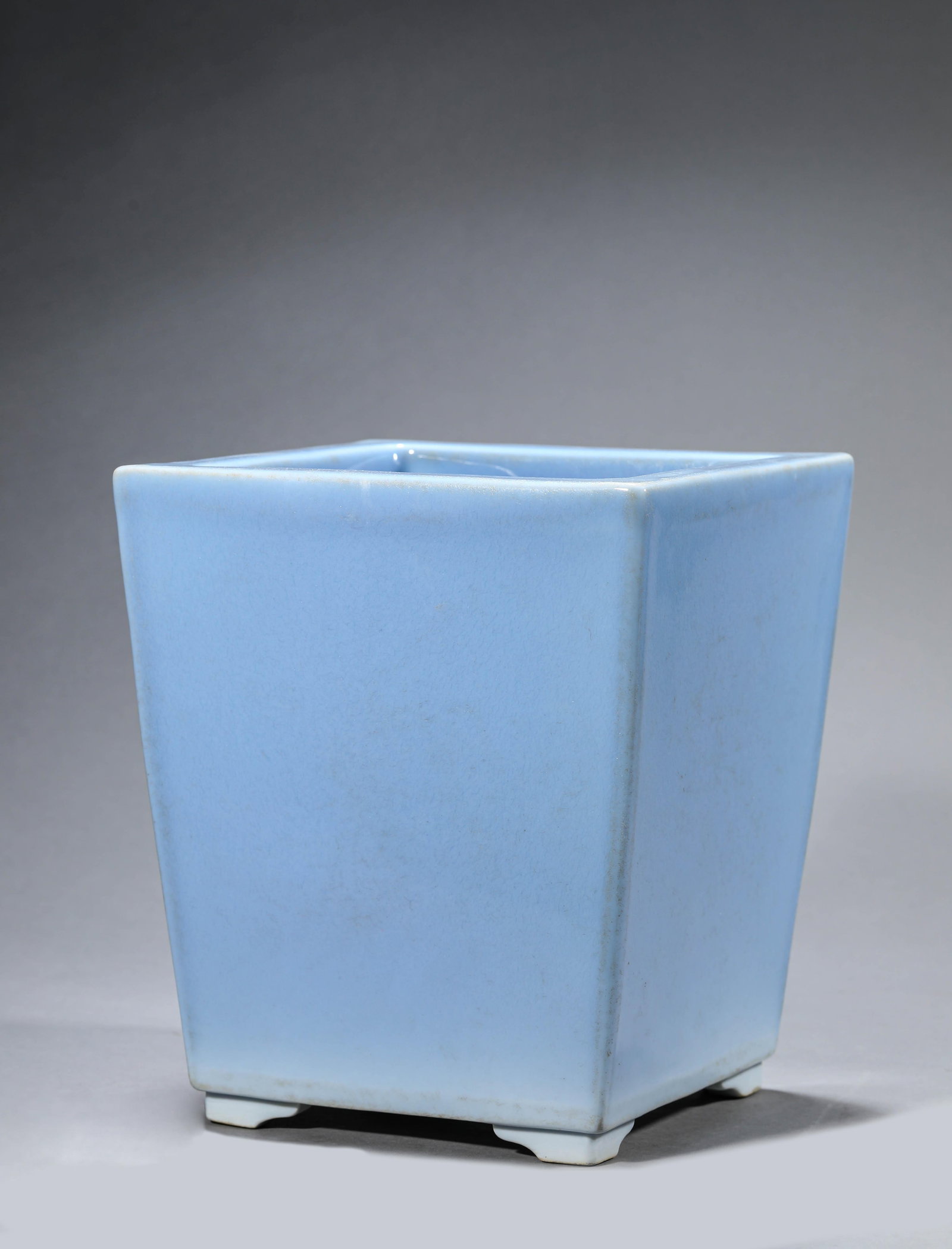 A Sky-Blue-Glazed Flower Pot: Dimensions: Width: 21.0 cm (8.27 in) x Height: 24.5 cm (9.65 in). All measurements are approximate.