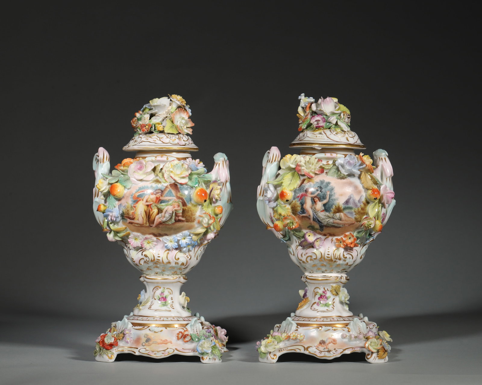 EUROPEAN CRAFT MEISSEN-STYLE PORCELAIN VASE WITH PEAR-SHAPED DOUBLE HANDLES AND THREE-DIMENSIONAL (1 of 11)