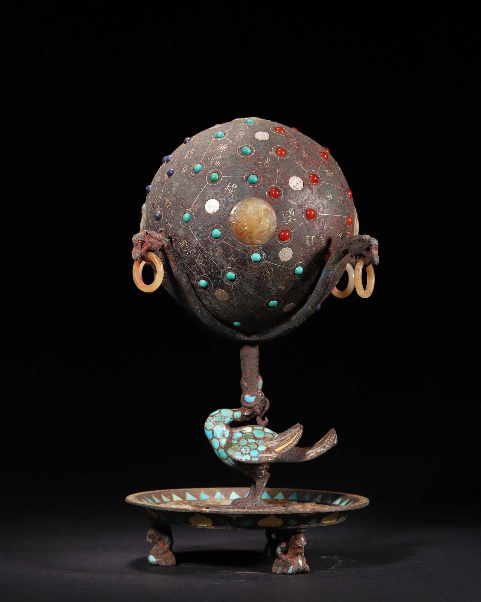 A Gold and Silver Inlaid Bronze Split Ornament with Star Patterns and Gem Inlays, Warring States (1 of 14)