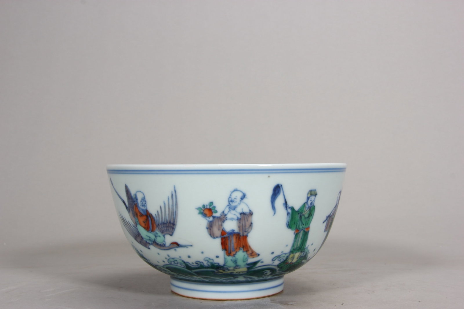 A Wucai "Eight Immortals Crossing the Sea" Bowl, Kangxi Period, Qing Dynasty (1 of 10)