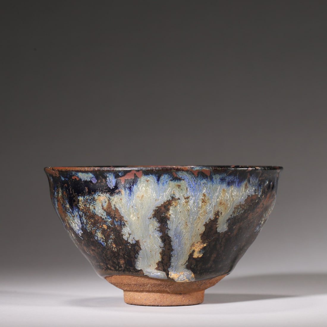 A Jianyao kiln "Gong Yu" variegated glaze tea bowl, Song Dynasty (1 of 7)