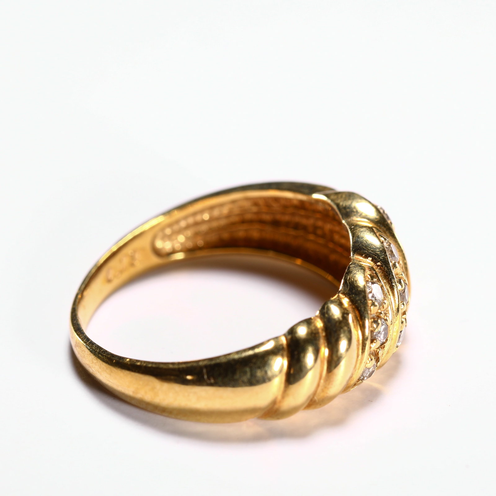18K DIAMOND RING - 2