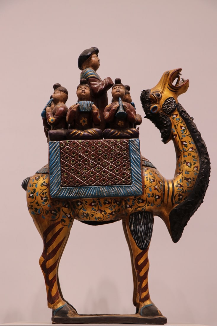 PAINTED CAMEL FIGURINES OF TAO ZAILE FROM THE TANG DYNASTY (1 of 9)
