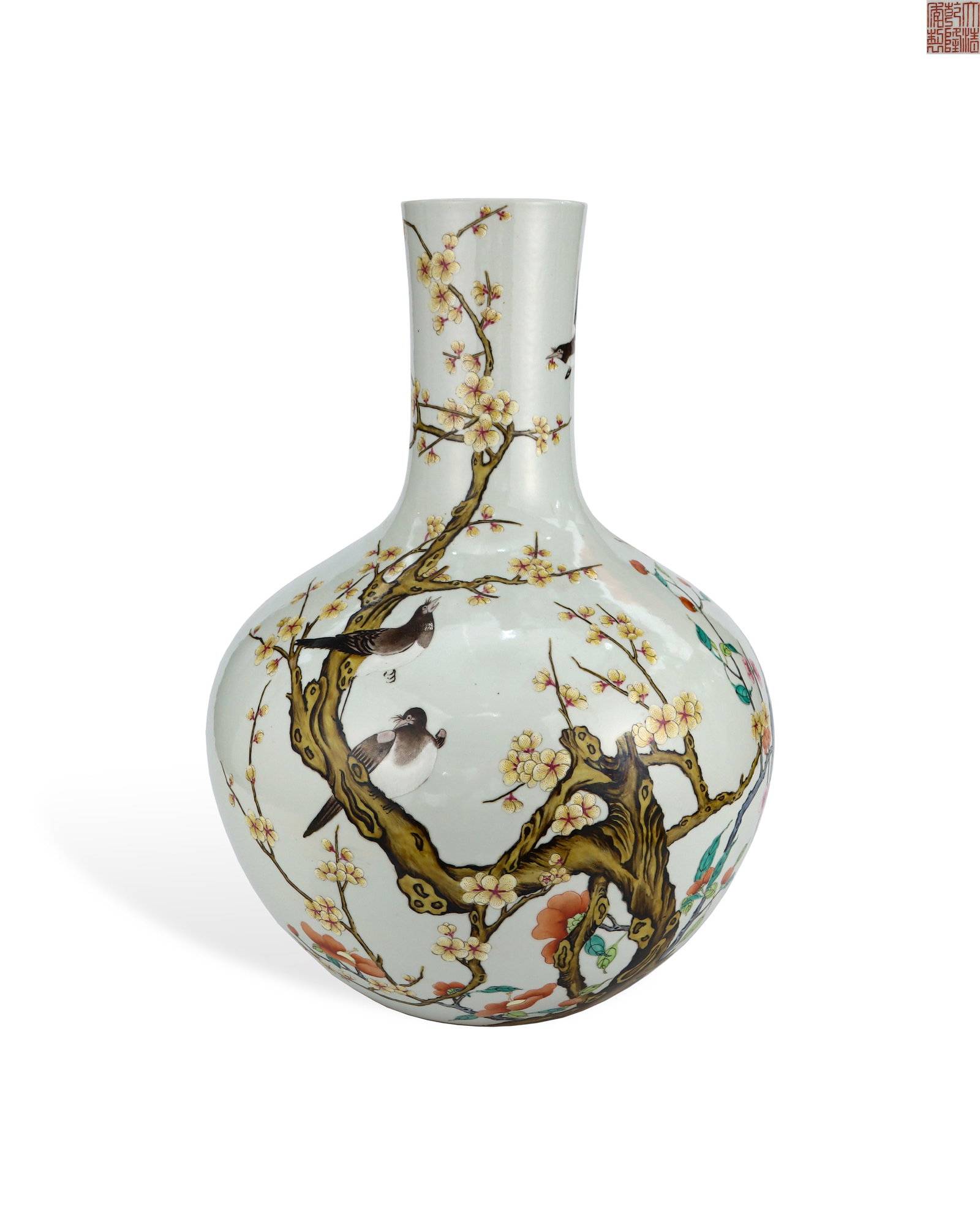 QING DYNASTY QIANLONG PASTEL MAGPIE ASCENDING PLUM PATTERNED CELESTIAL GLOBE VASE: L:40.5cm H:57.5cm